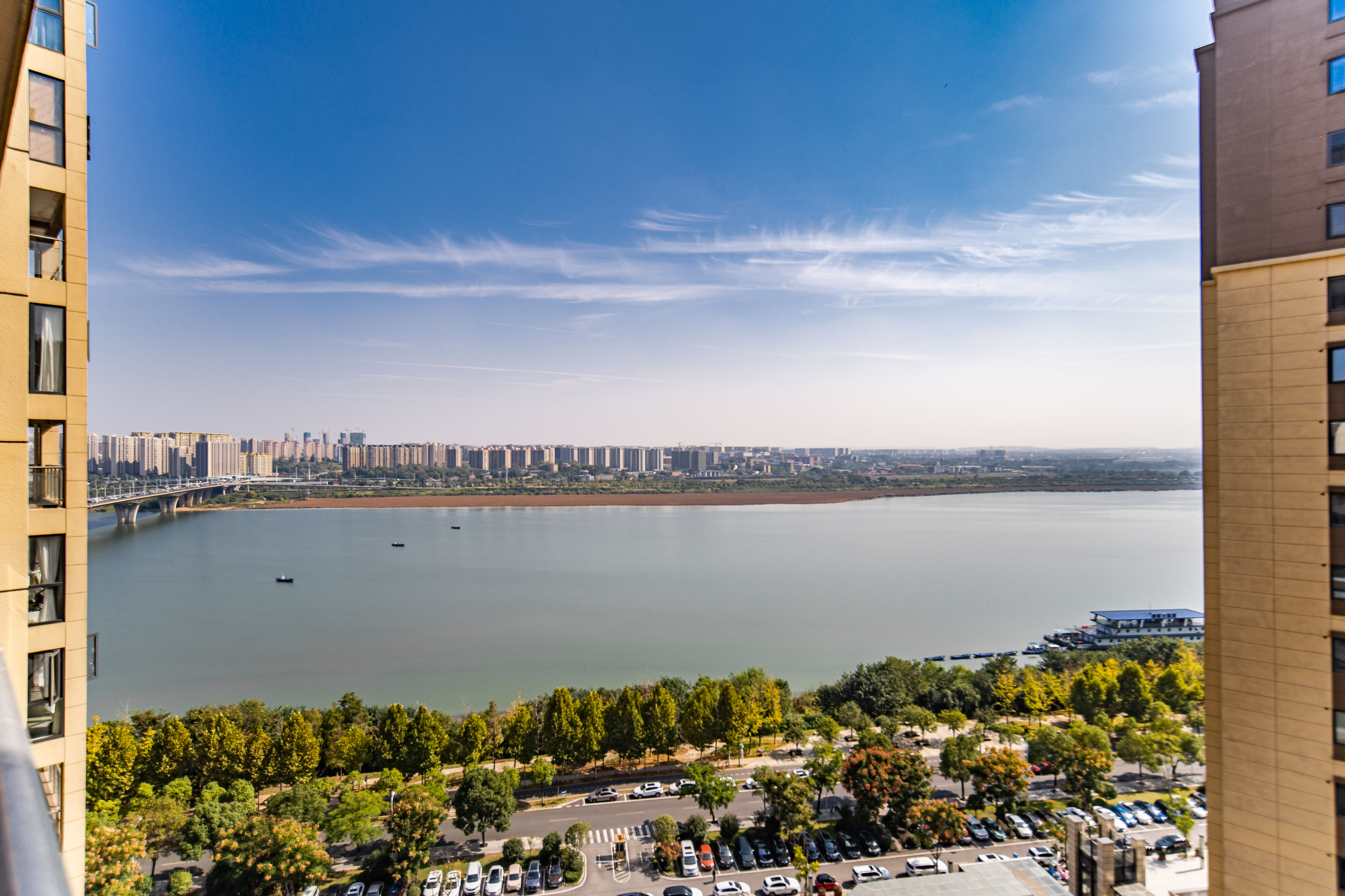 湘熙水郡(观澜海赋家园)  4室2厅2卫    198.0万 湘熙水郡(观澜海赋家园)  4室2厅2卫    198.0万其他