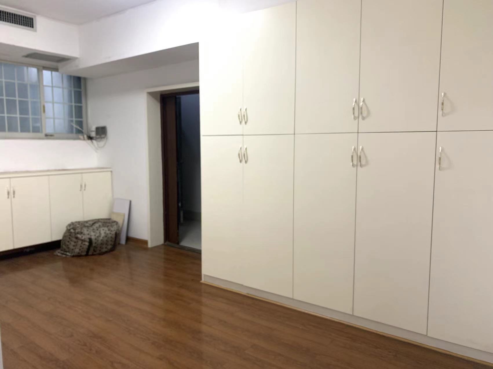 丽景滨江 4室2厅2卫 79.8万 丽景滨江 4室2厅2卫 79.8万室内图