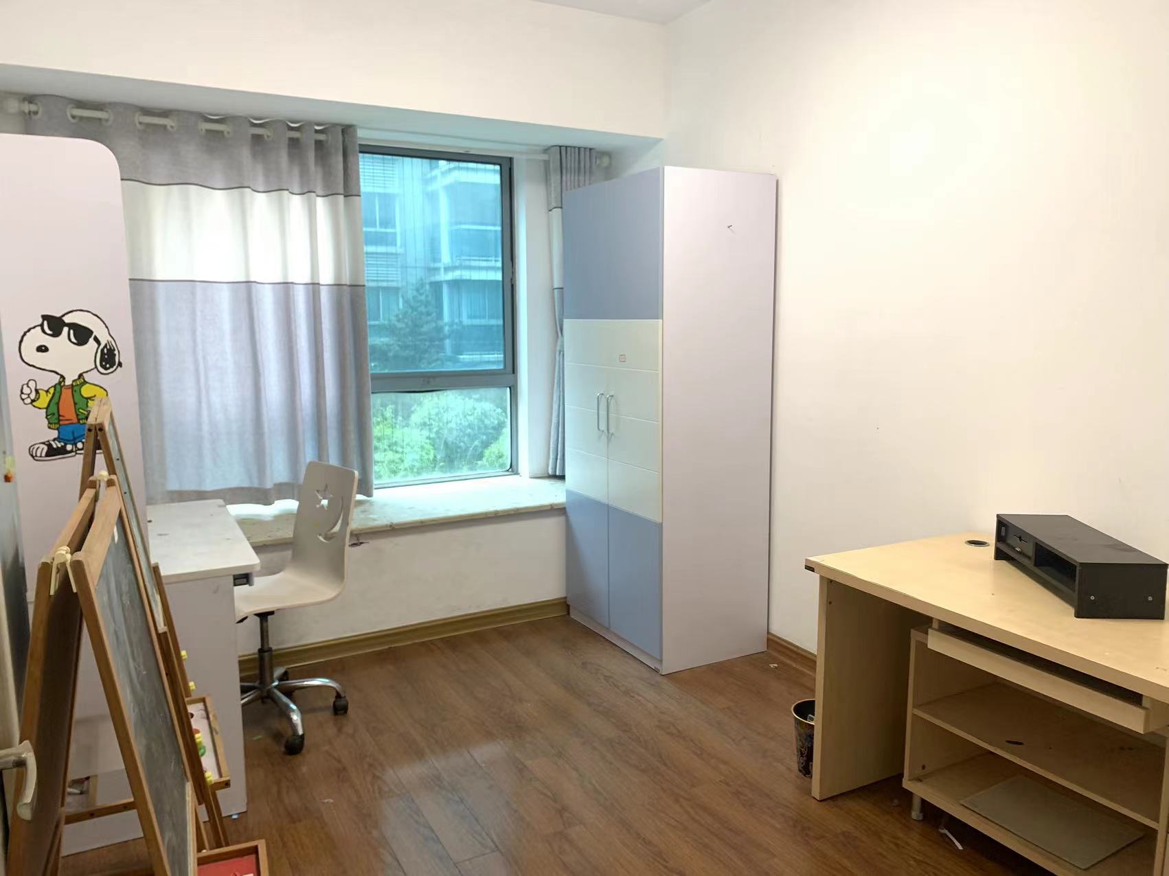 丽景滨江 4室2厅2卫 79.8万 丽景滨江 4室2厅2卫 79.8万室内图