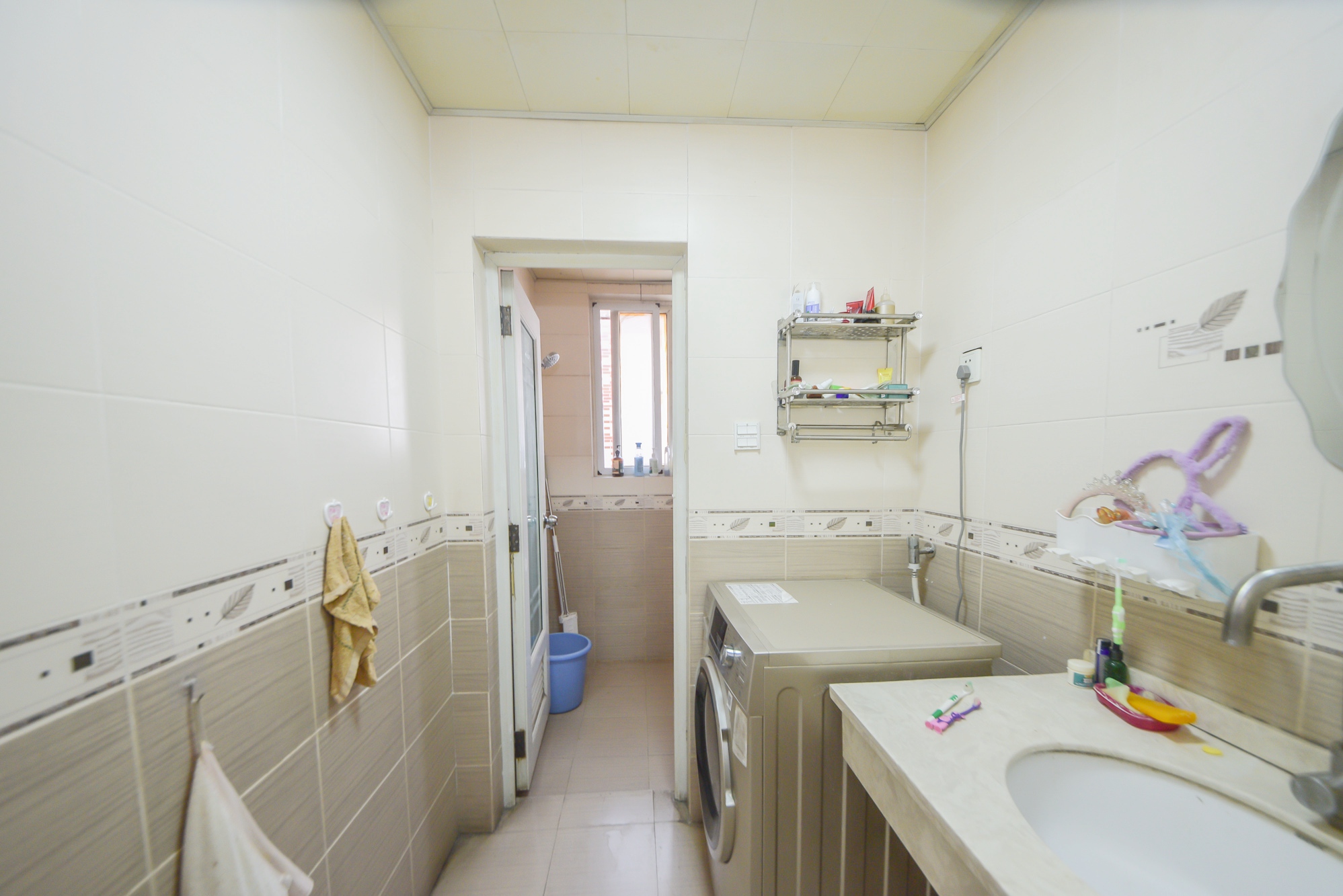 明星村 2室2厅2卫 74.8万 明星村 2室2厅2卫 74.8万卫生间