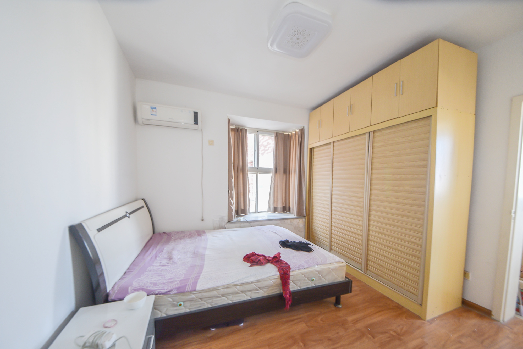 明星村 2室2厅2卫 74.8万 明星村 2室2厅2卫 74.8万卧室