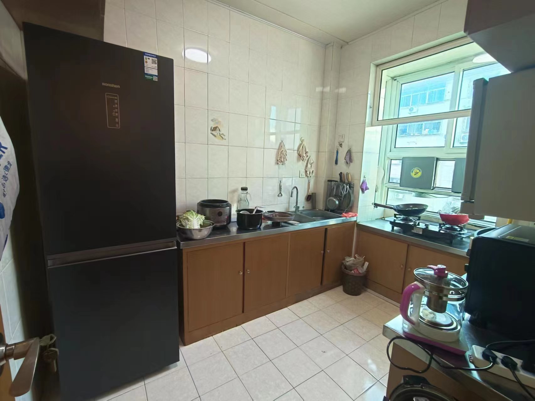 新华书店宿舍 4室2厅2卫 56.8万 新华书店宿舍 4室2厅2卫 56.8万室内图