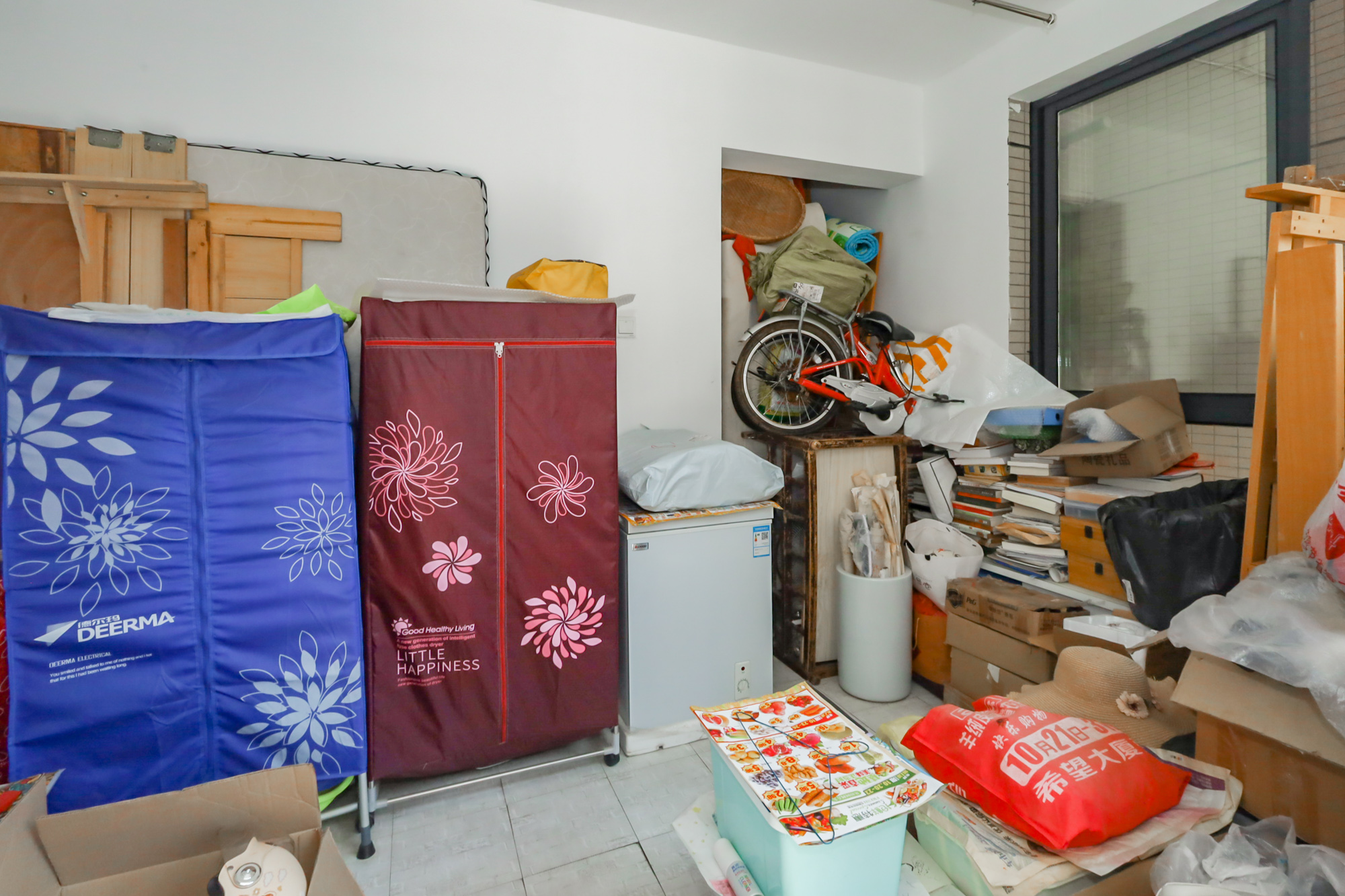 胜家雅苑  4室2厅1卫   215.00万卧室