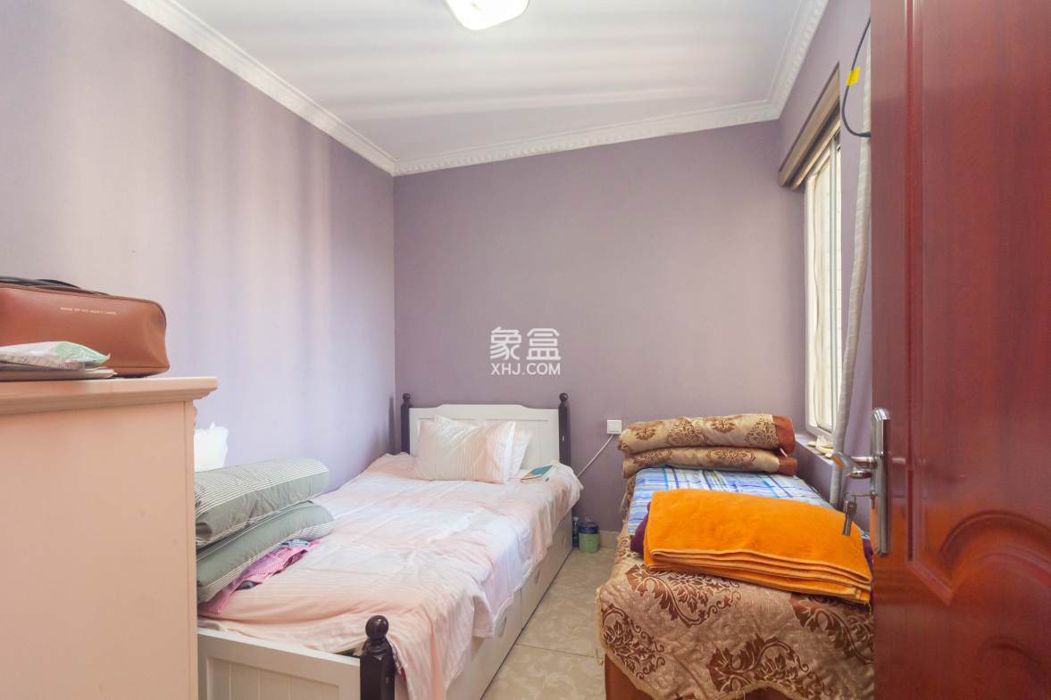 紫东苑（星沙）  6室2厅3卫   68.80万卧室