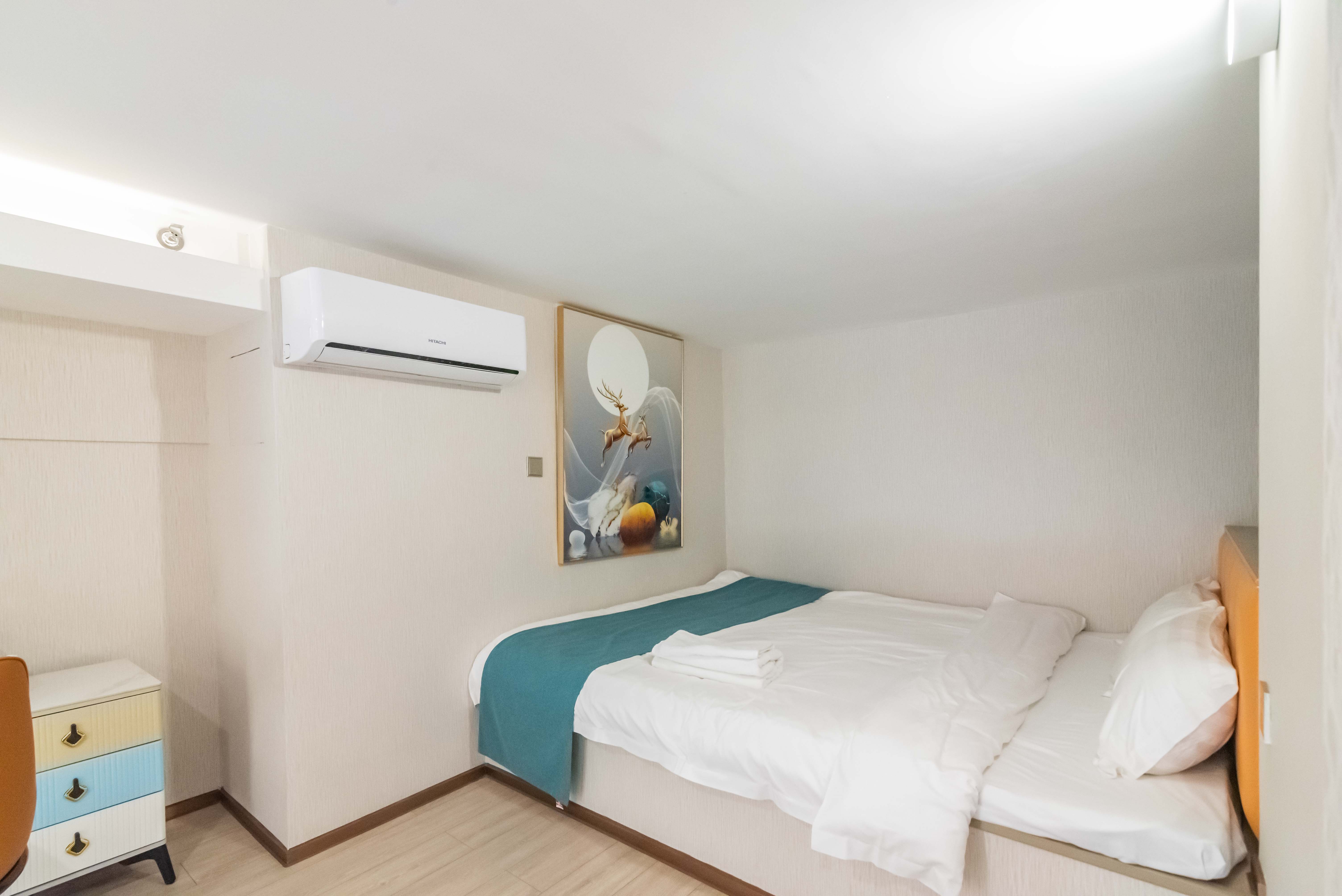 华远华时代  2室1厅1卫    51.8万卧室