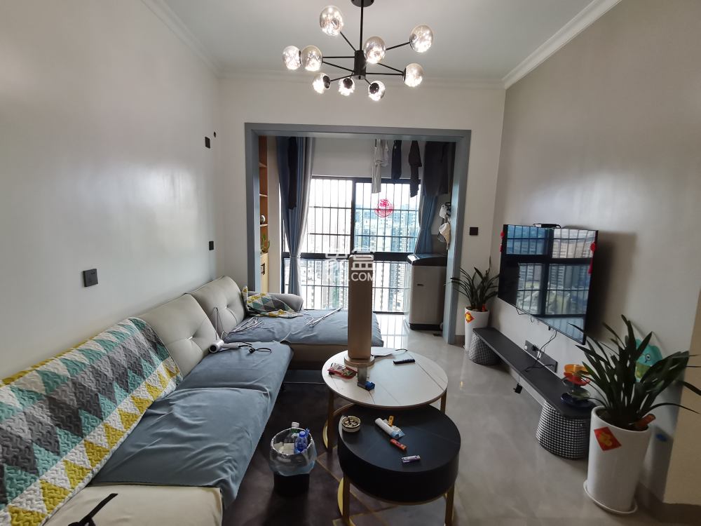 金色荷塘  2室2厅1卫    37.0万