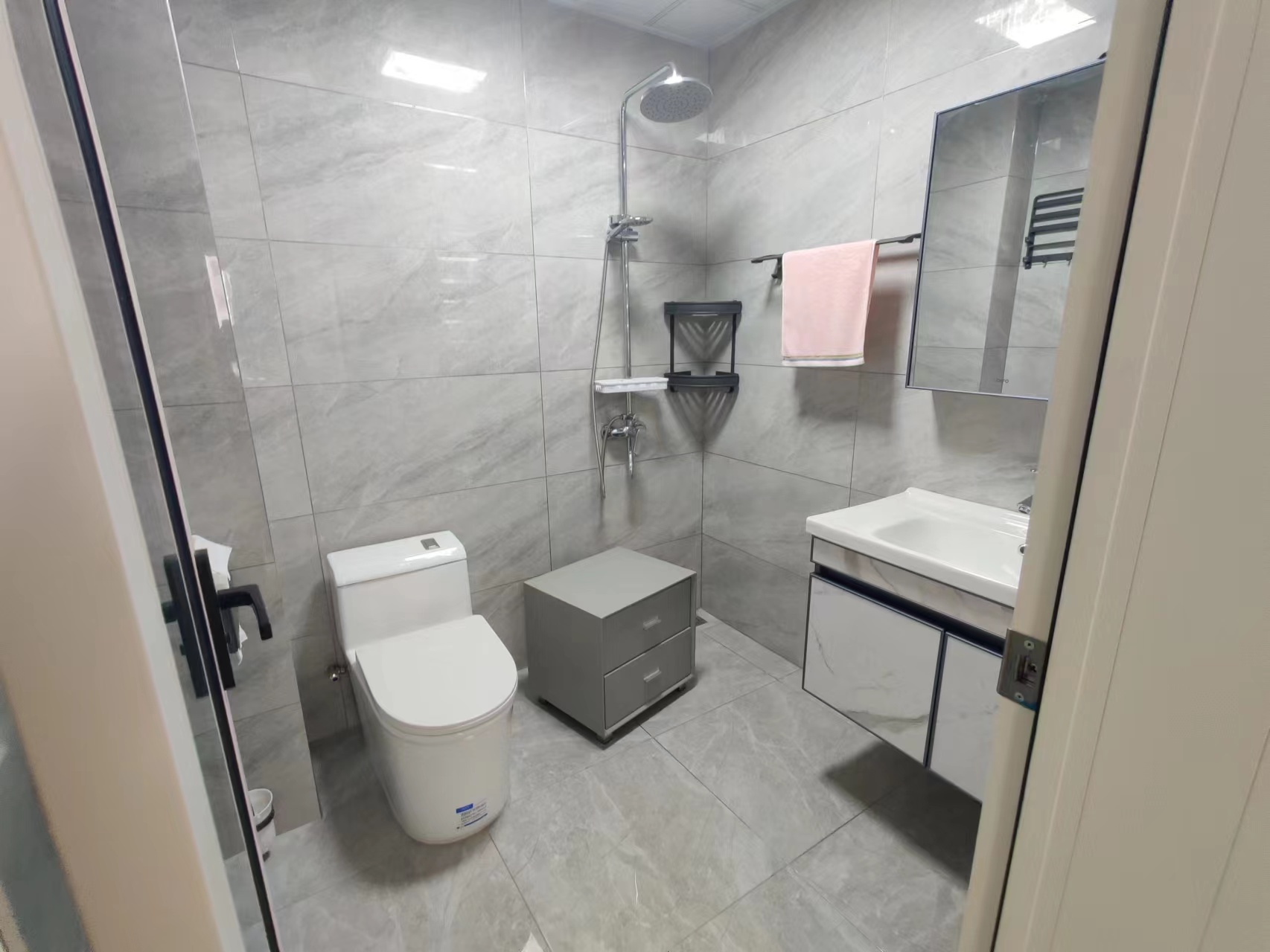 红盾雅园 3室2厅2卫 79.8万 红盾雅园 3室2厅2卫 79.8万室内图