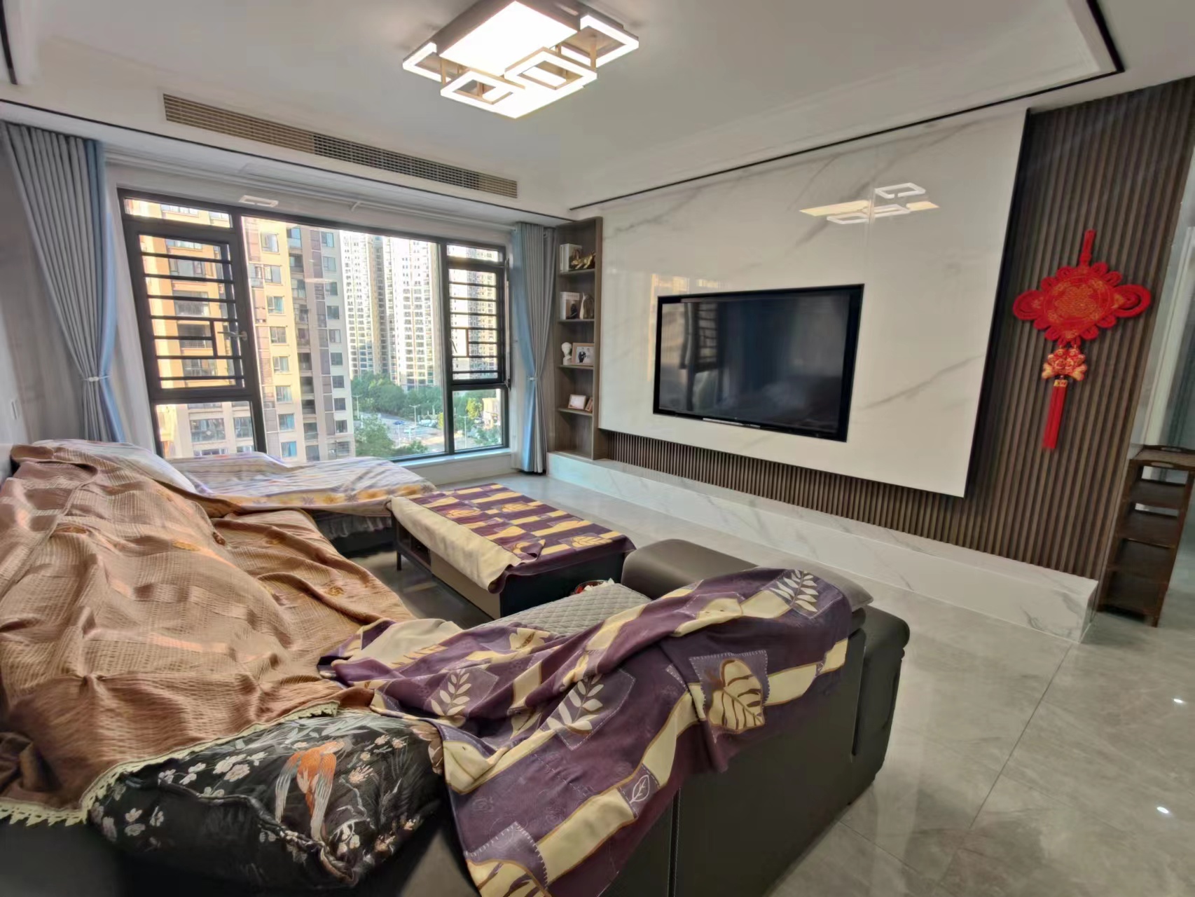 红盾雅园 3室2厅2卫 79.8万 红盾雅园 3室2厅2卫 79.8万室内图