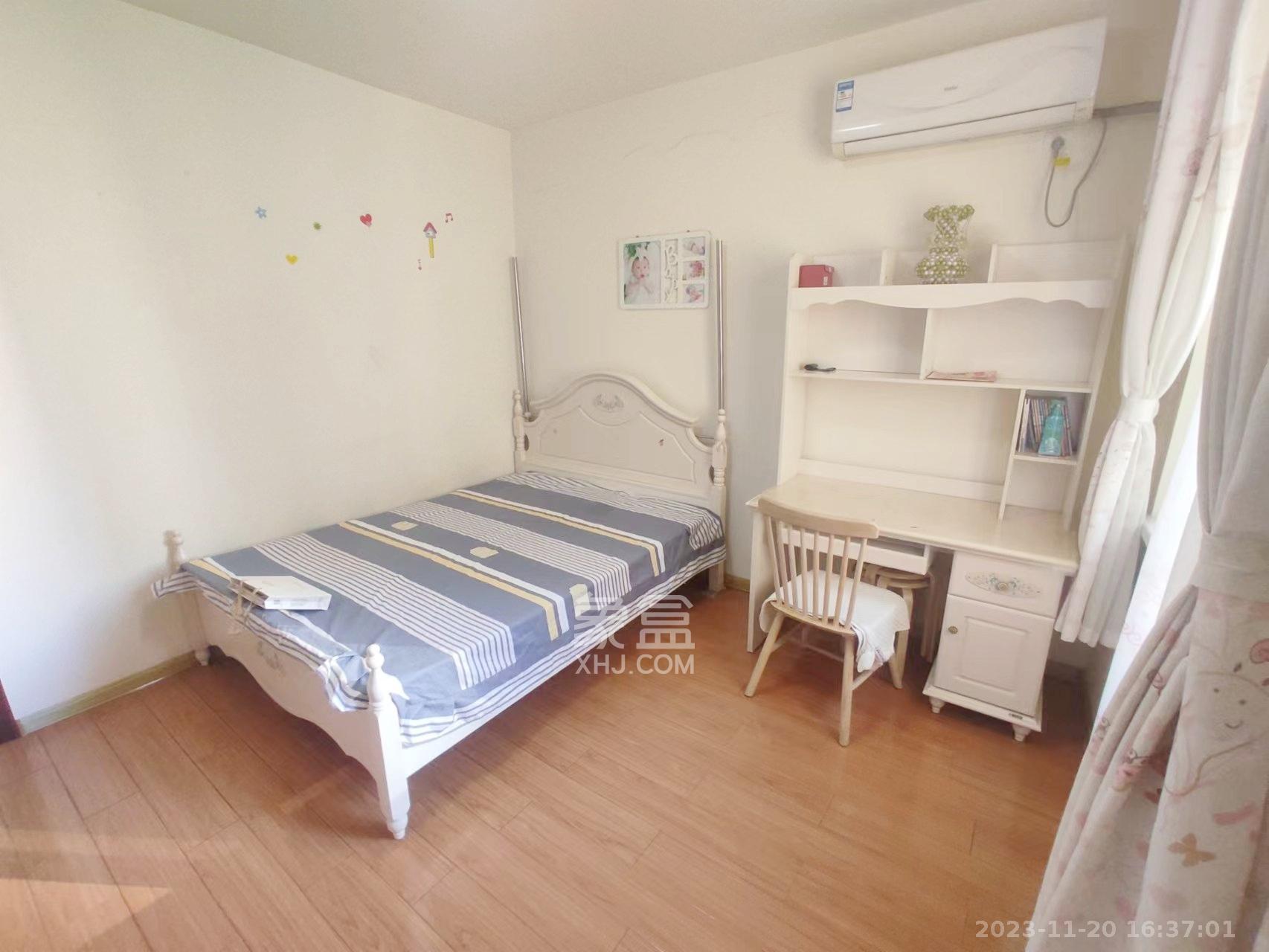中建麓山和苑  3室2厅2卫   2400.00元/月室内图