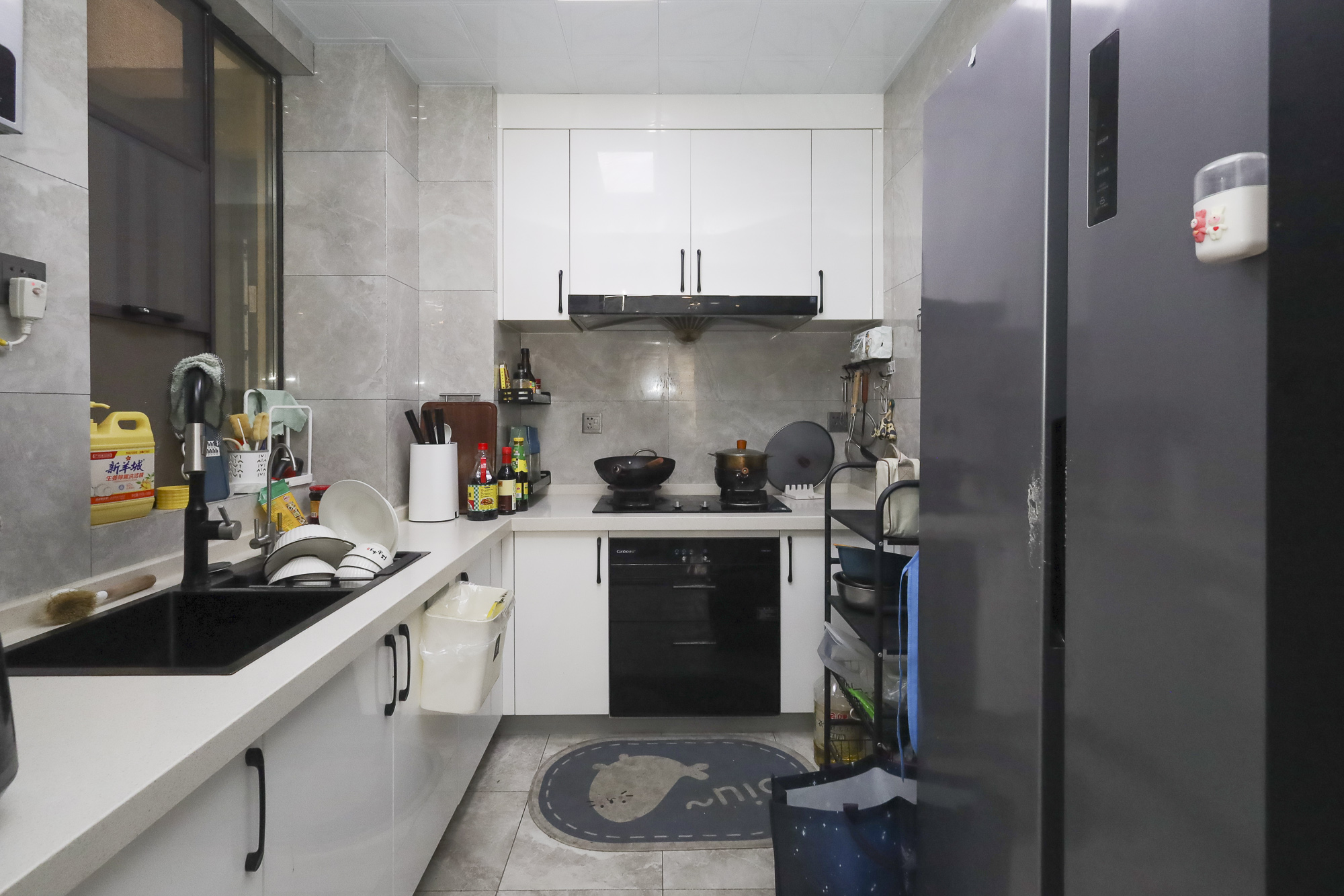 恒基旭辉湖山赋  3室1厅1卫    92.0万厨房