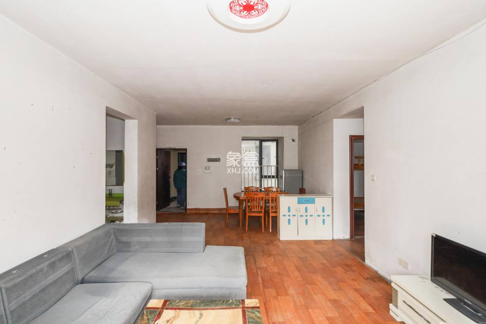 保利麓谷林语B区  3室2厅1卫    70.0万