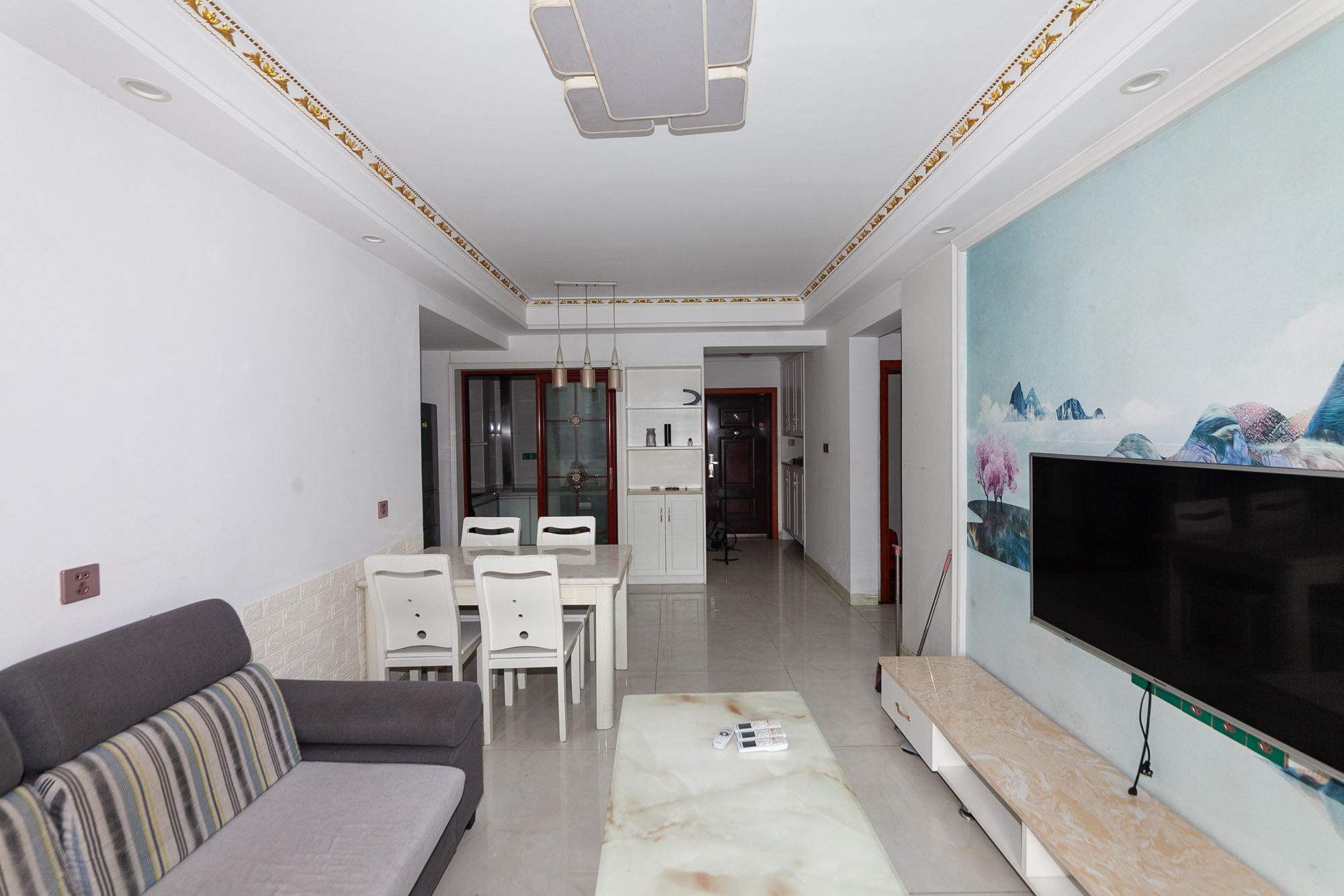 龙湖湘风原著(龙湖湘风星城) 2室2厅1卫 65.0万 龙湖湘风原著(龙湖湘风星城) 2室2厅1卫 65.0万客厅