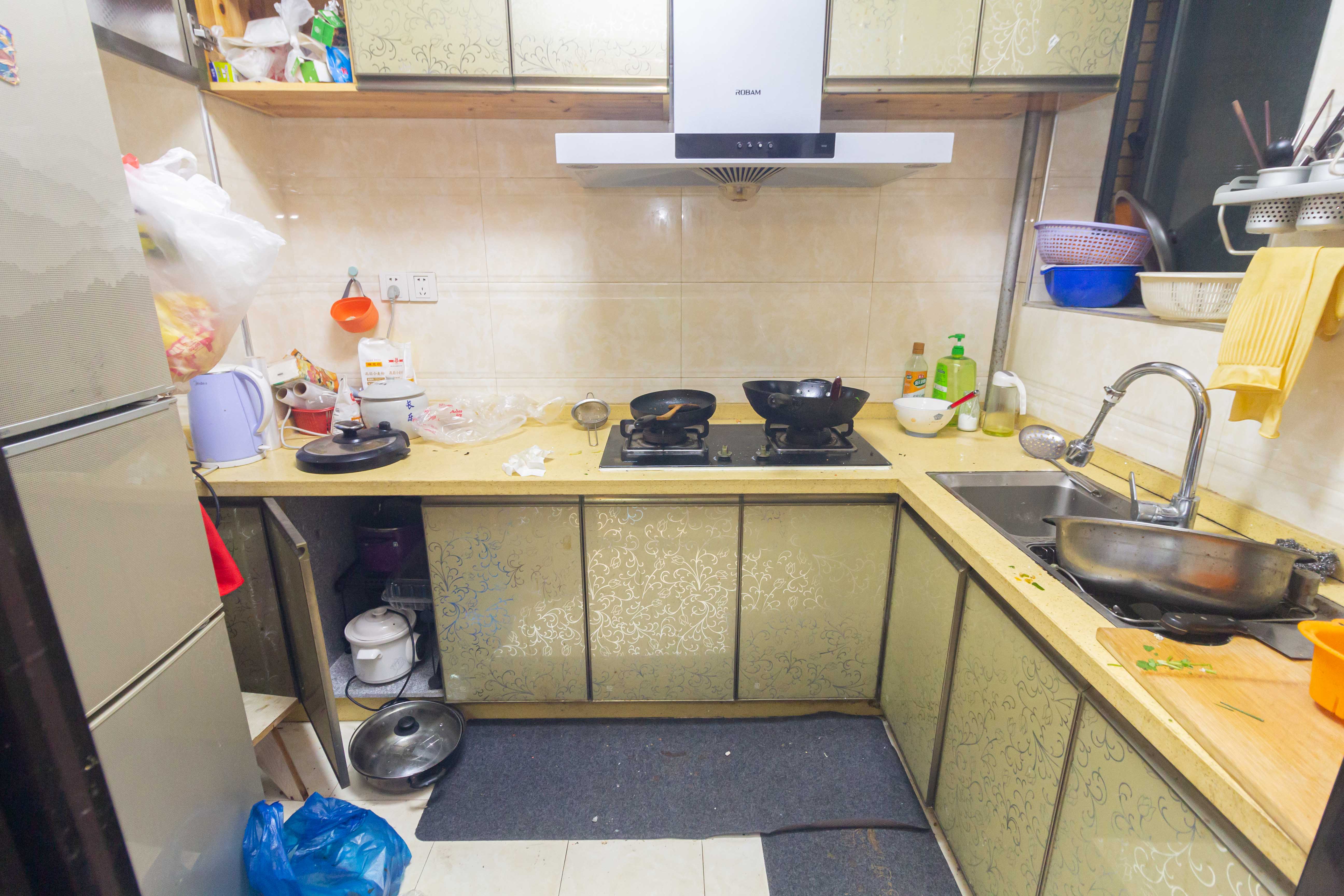 中国铁建国际城二期  3室2厅1卫    47.8万厨房