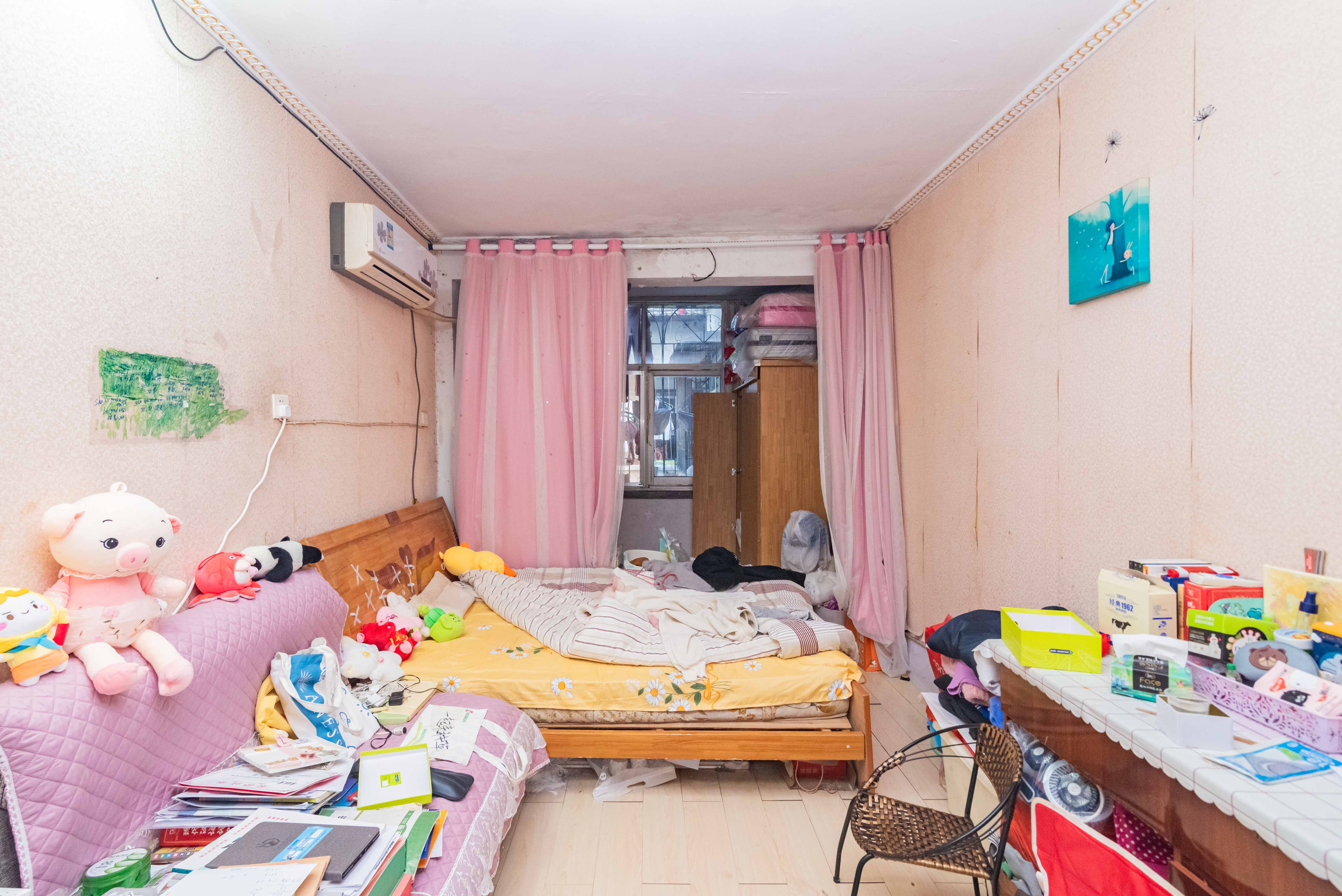 学宫街散盘  1室1厅1卫    35.0万 学宫街散盘  1室1厅1卫    35.0万卧室