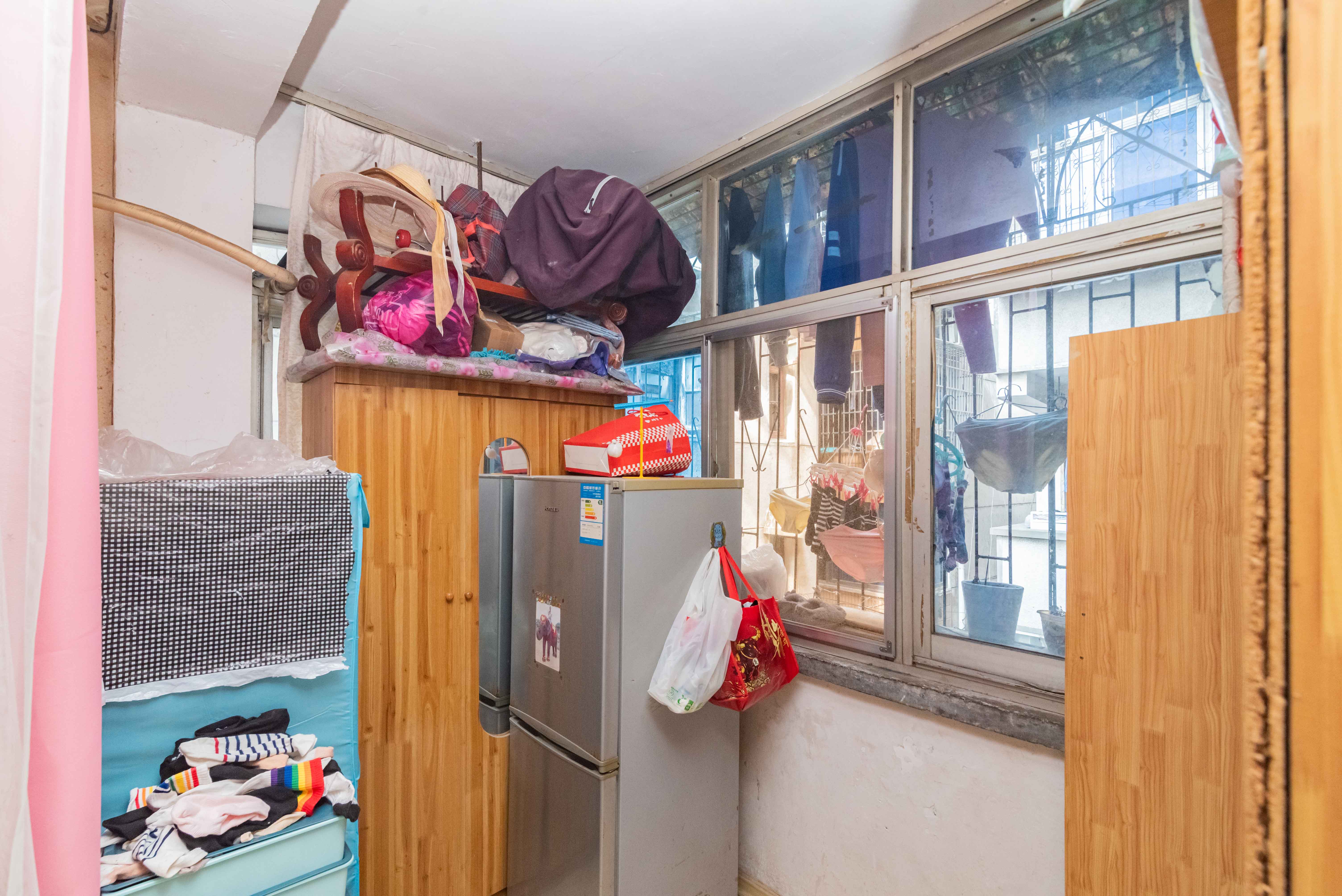 学宫街散盘  1室1厅1卫    35.0万 学宫街散盘  1室1厅1卫    35.0万阳台