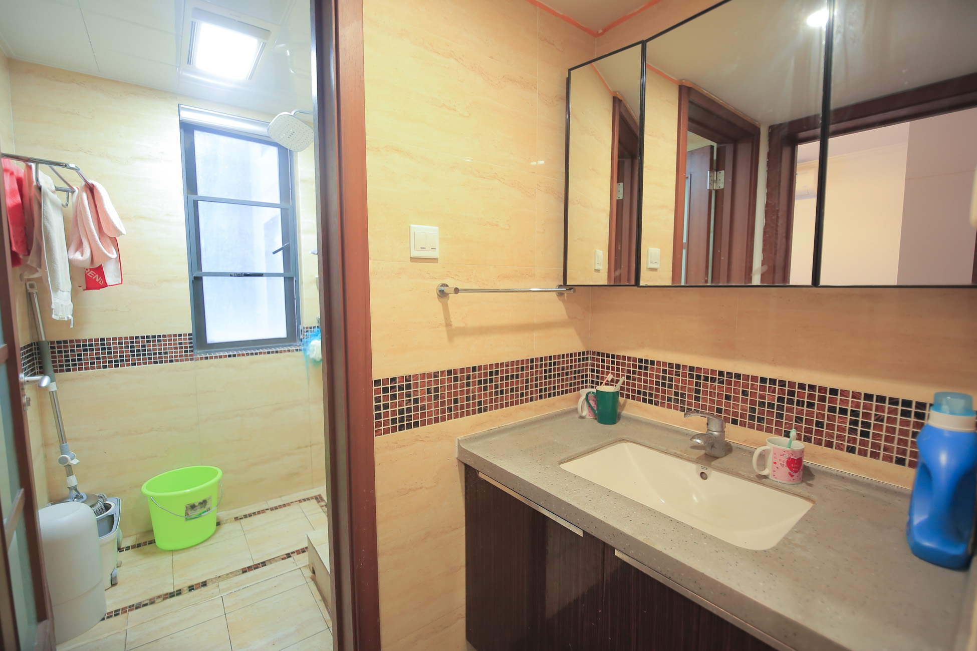 万科金域华府三四期  4室2厅2卫    152.0万 万科金域华府三四期  4室2厅2卫    152.0万卫生间