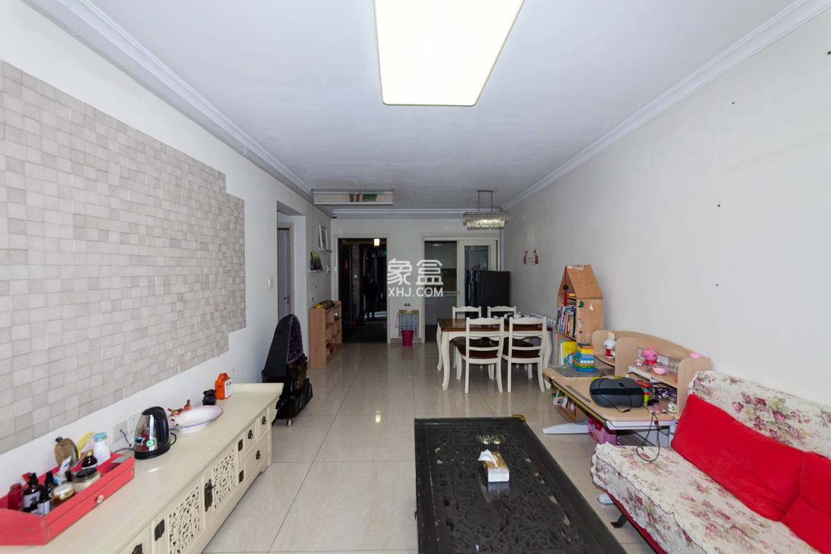 时代倾城一期 2室2厅1卫 69.00万 时代倾城一期 2室2厅1卫 69.00万客厅