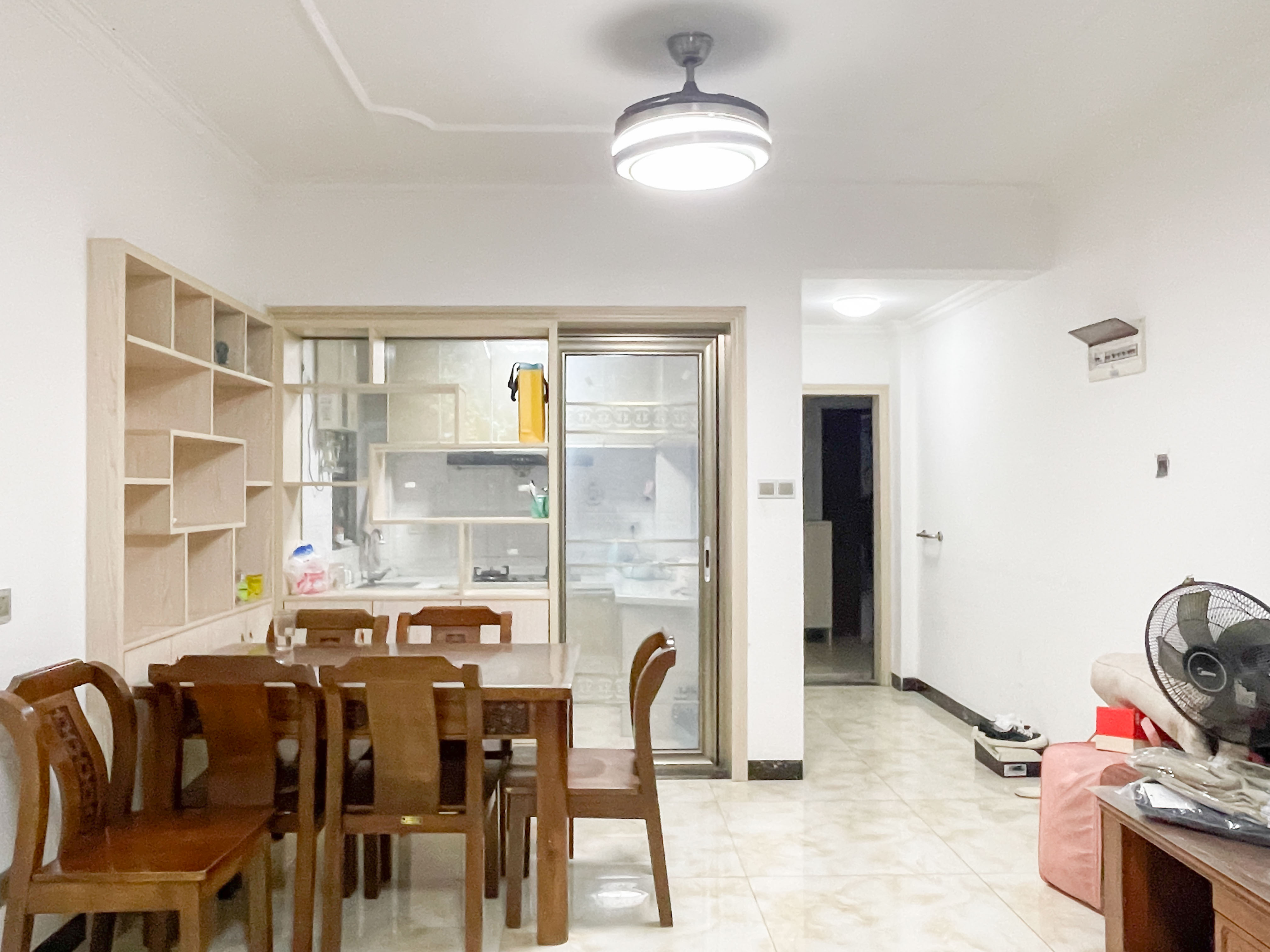 金鹏名都 2室2厅1卫 57.8万 金鹏名都 2室2厅1卫 57.8万客厅