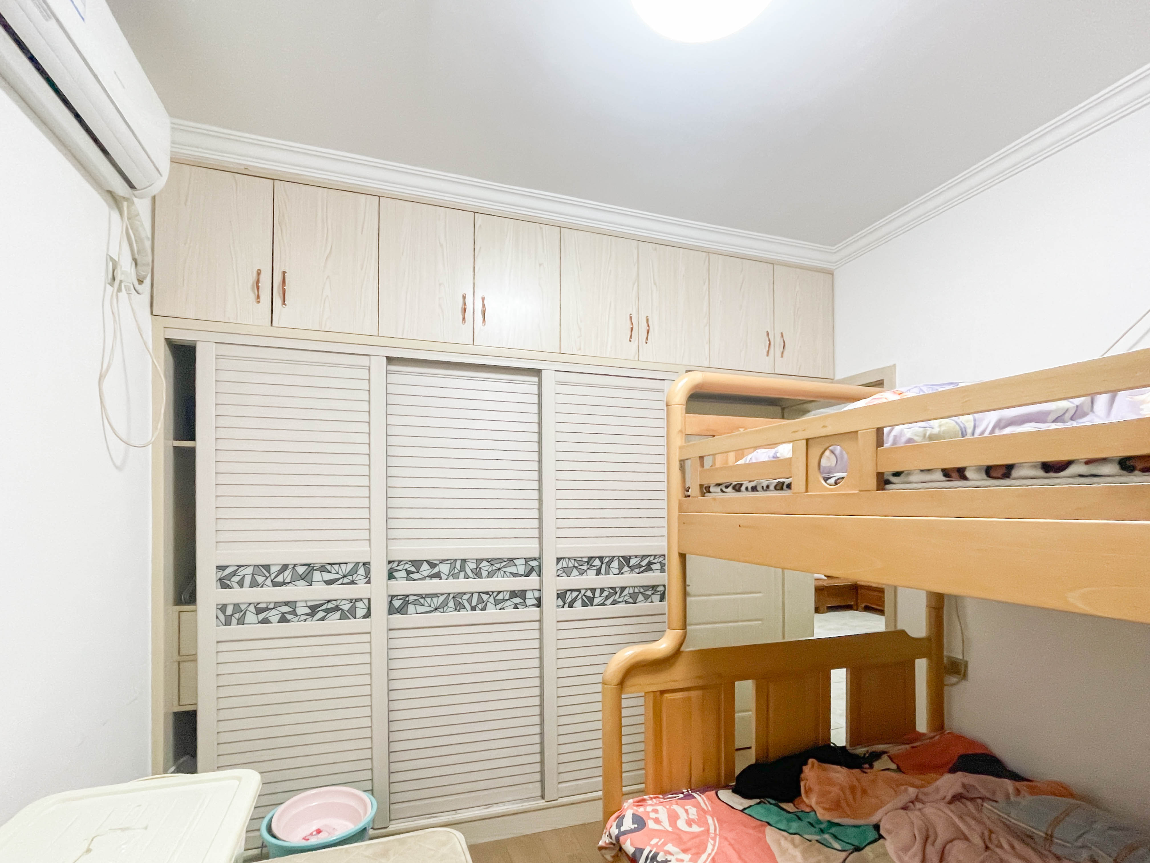 金鹏名都 2室2厅1卫 57.8万 金鹏名都 2室2厅1卫 57.8万卧室