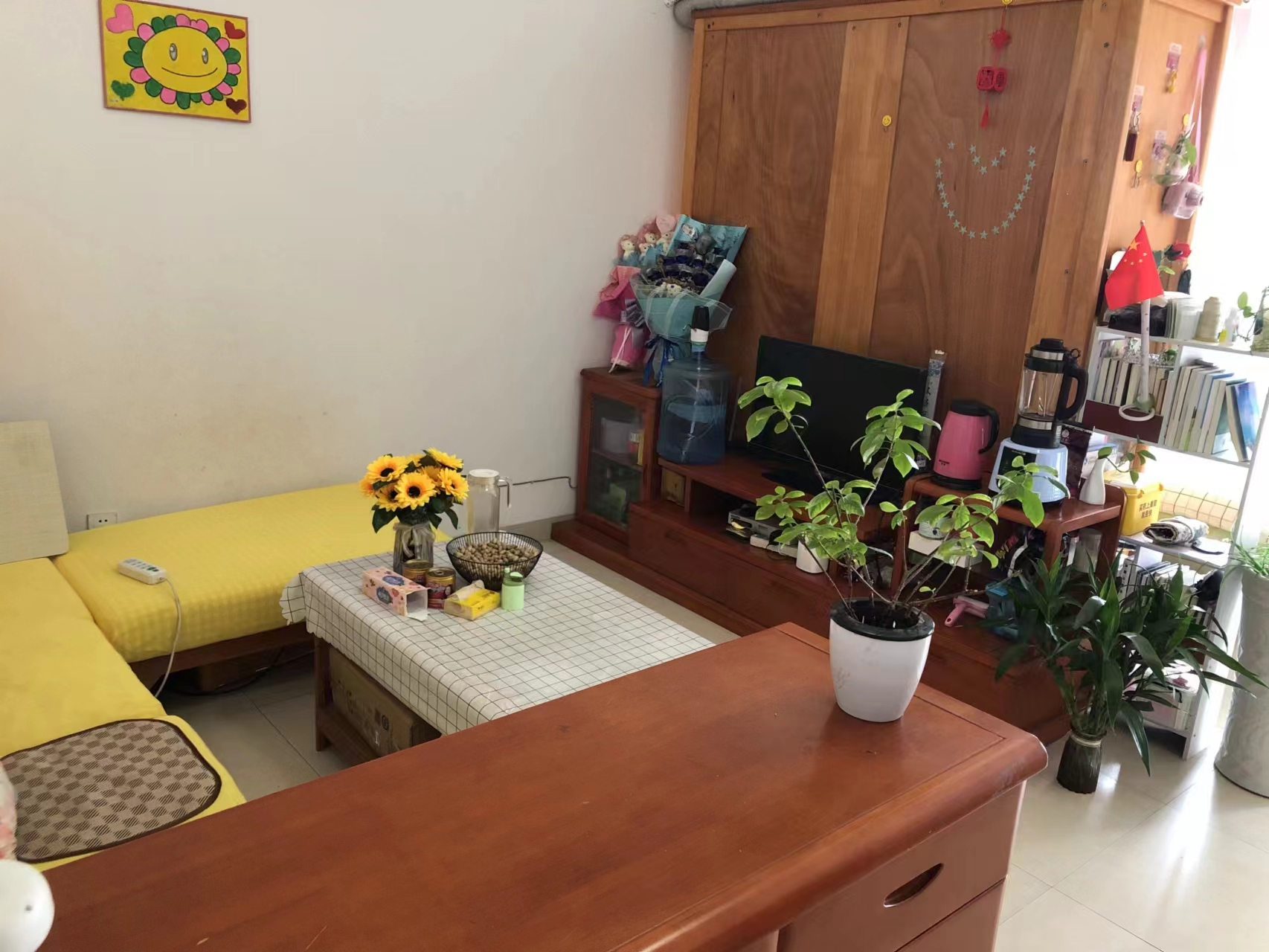 湘中园 1室1厅1卫 1200.00元/月 湘中园 1室1厅1卫 1200.00元/月室内图