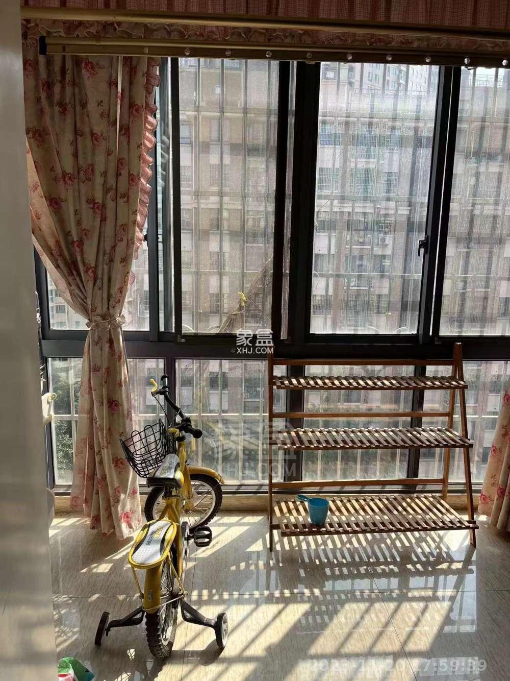 天泉一品  3室2厅1卫   1800.00元/月室内图