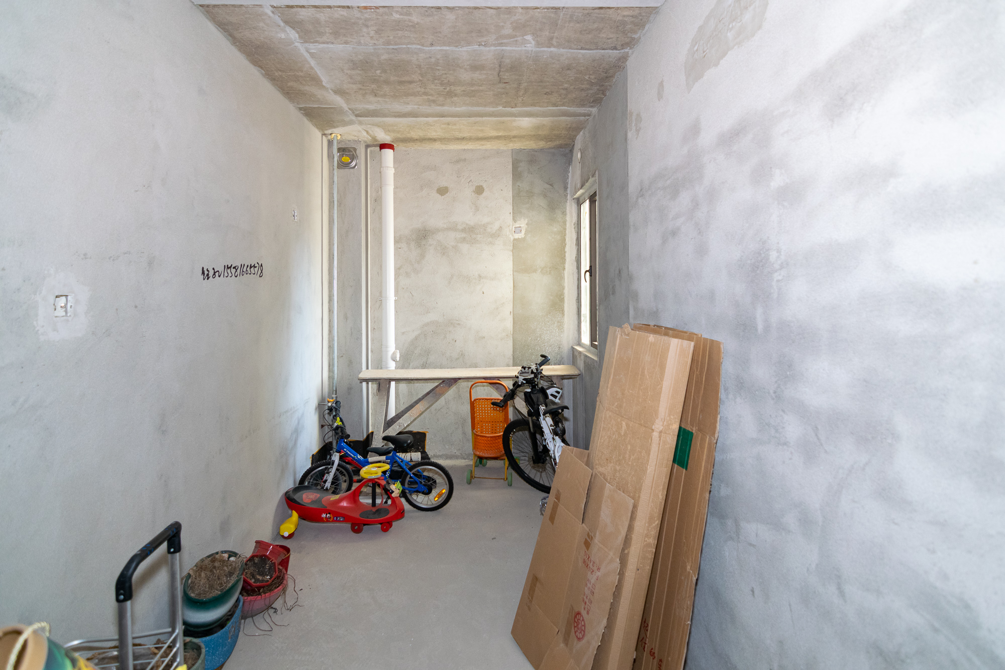 润和谷山郡(悦禧山庄水榭花都) 3室2厅2卫 135.0万 润和谷山郡(悦禧山庄水榭花都) 3室2厅2卫 135.0万厨房