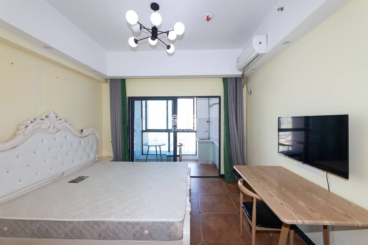 明发国际城 1室1厅1卫 33.0万 明发国际城 1室1厅1卫 33.0万客厅