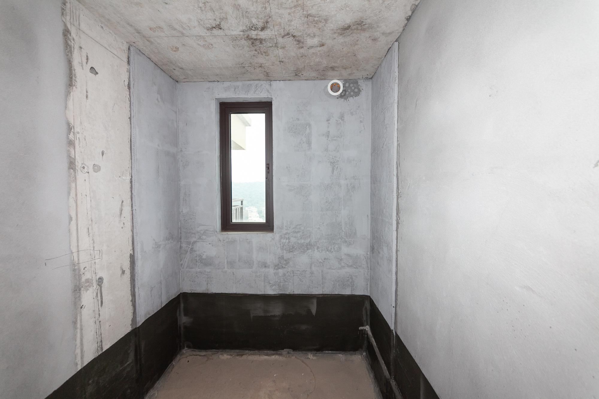 龙湖璟宸原著（龙湖紫宸）  4室2厅2卫    143.0万其他