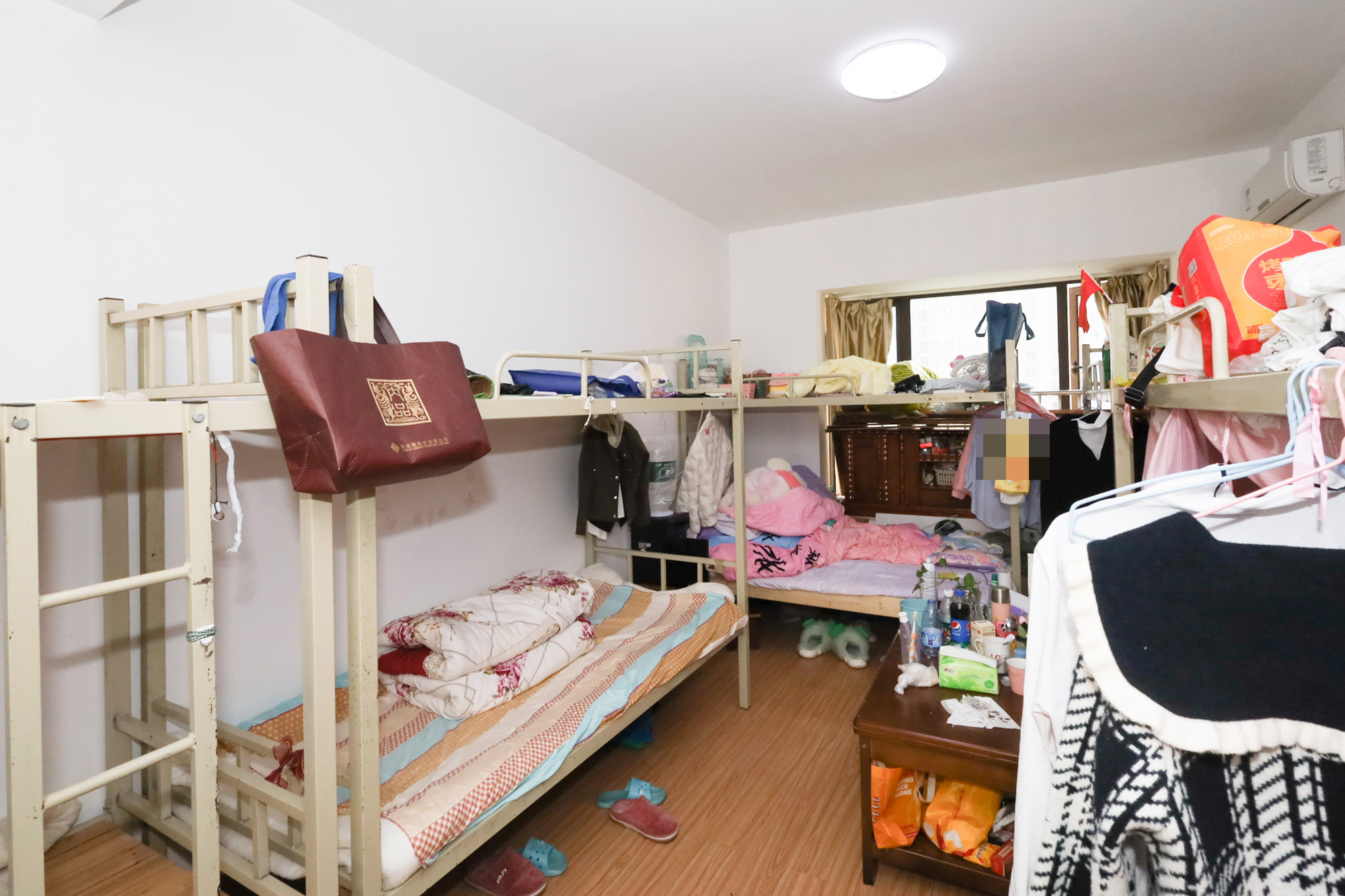 钰龙天下二期（钰龙佳园）  4室2厅2卫   226.00万卧室