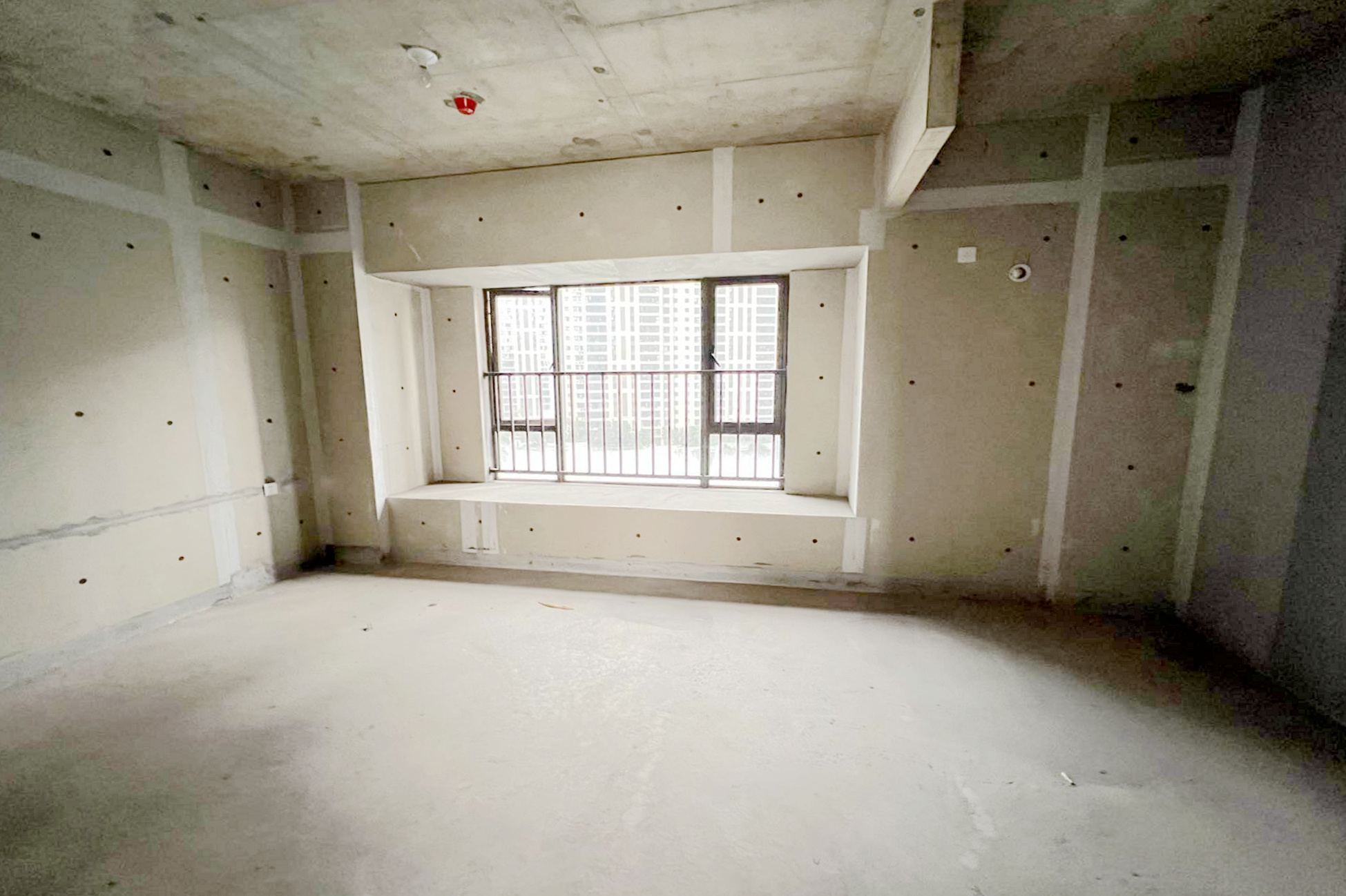 阳光城尚东湾凌云府  4室2厅3卫    198.0万其他