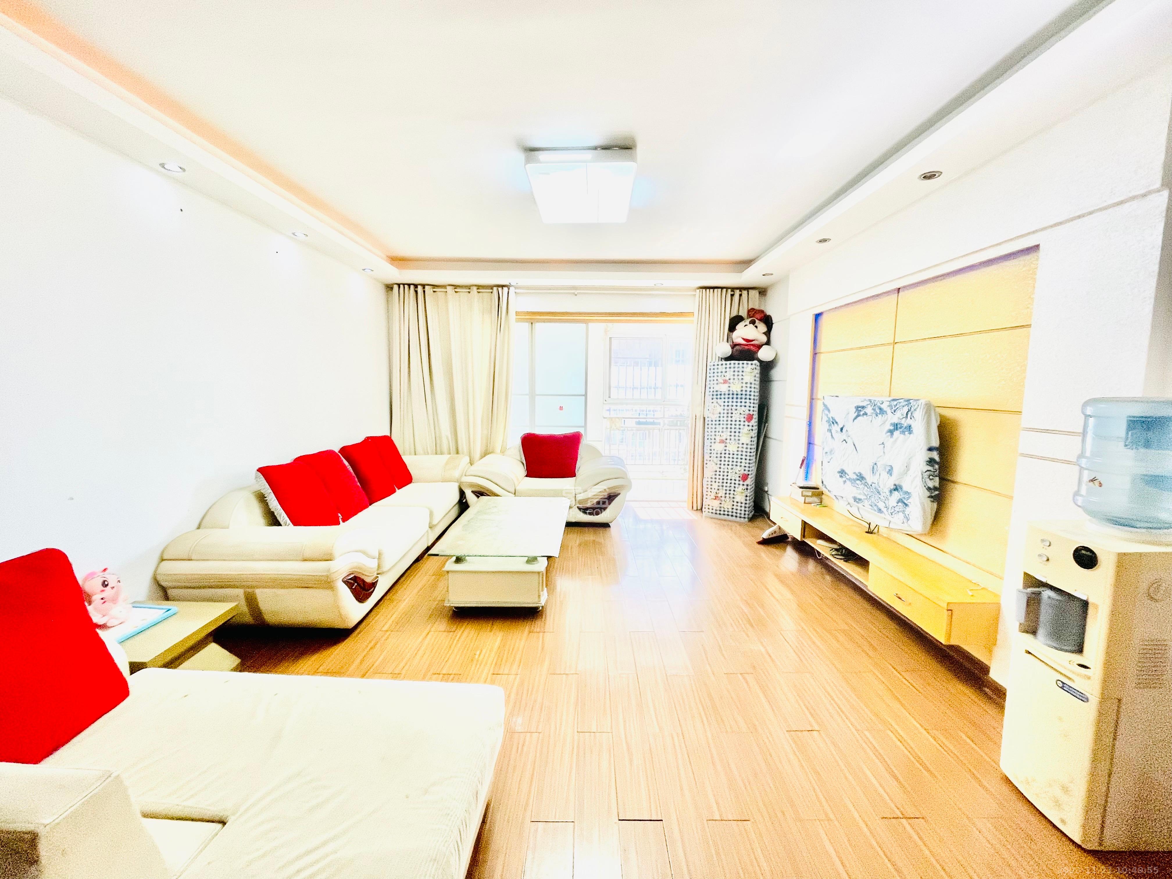 紫晶城  3室2厅2卫   1800.00元/月室内图1