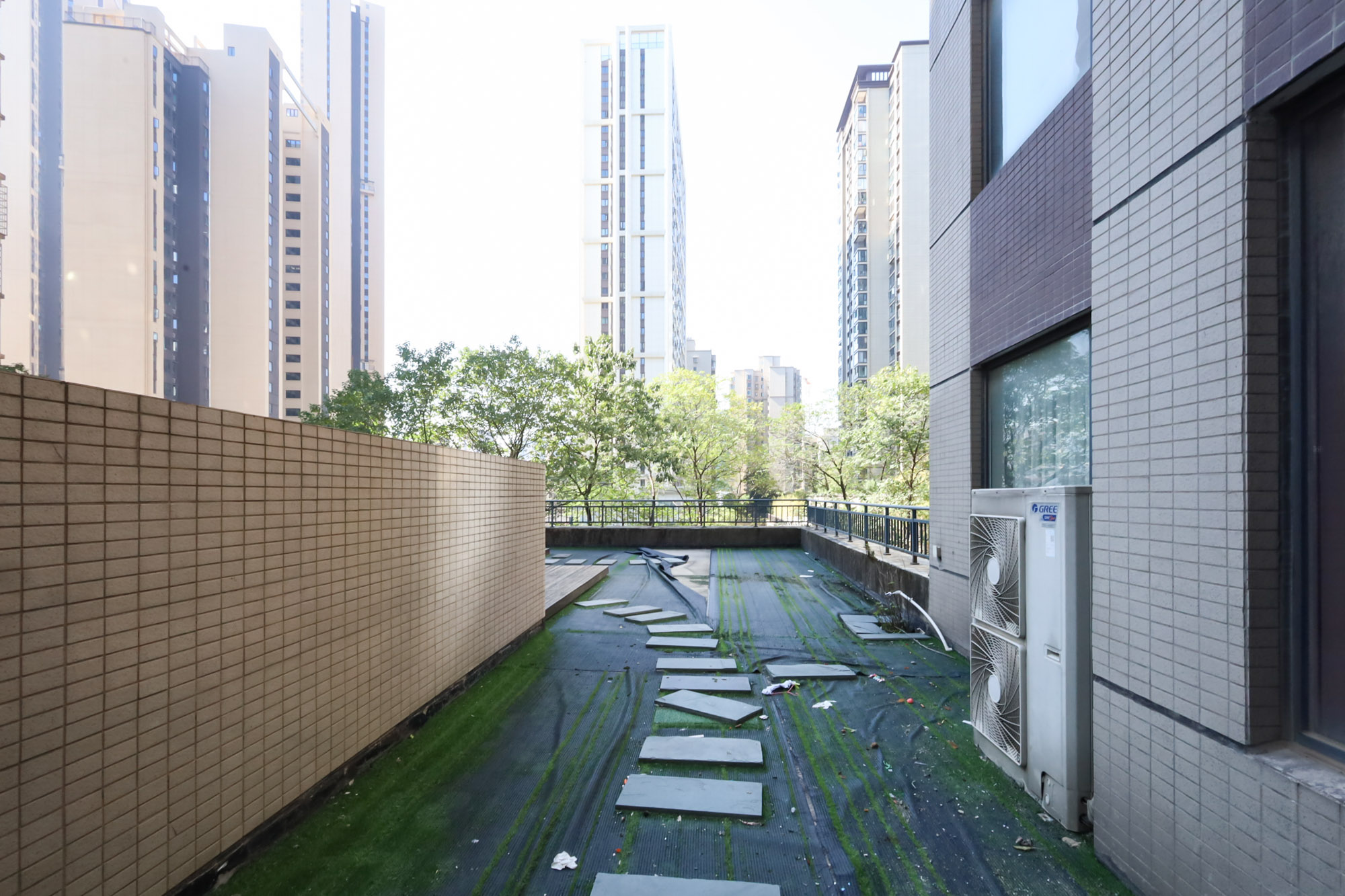 胜家雅苑  4室2厅2卫   212.00万其他