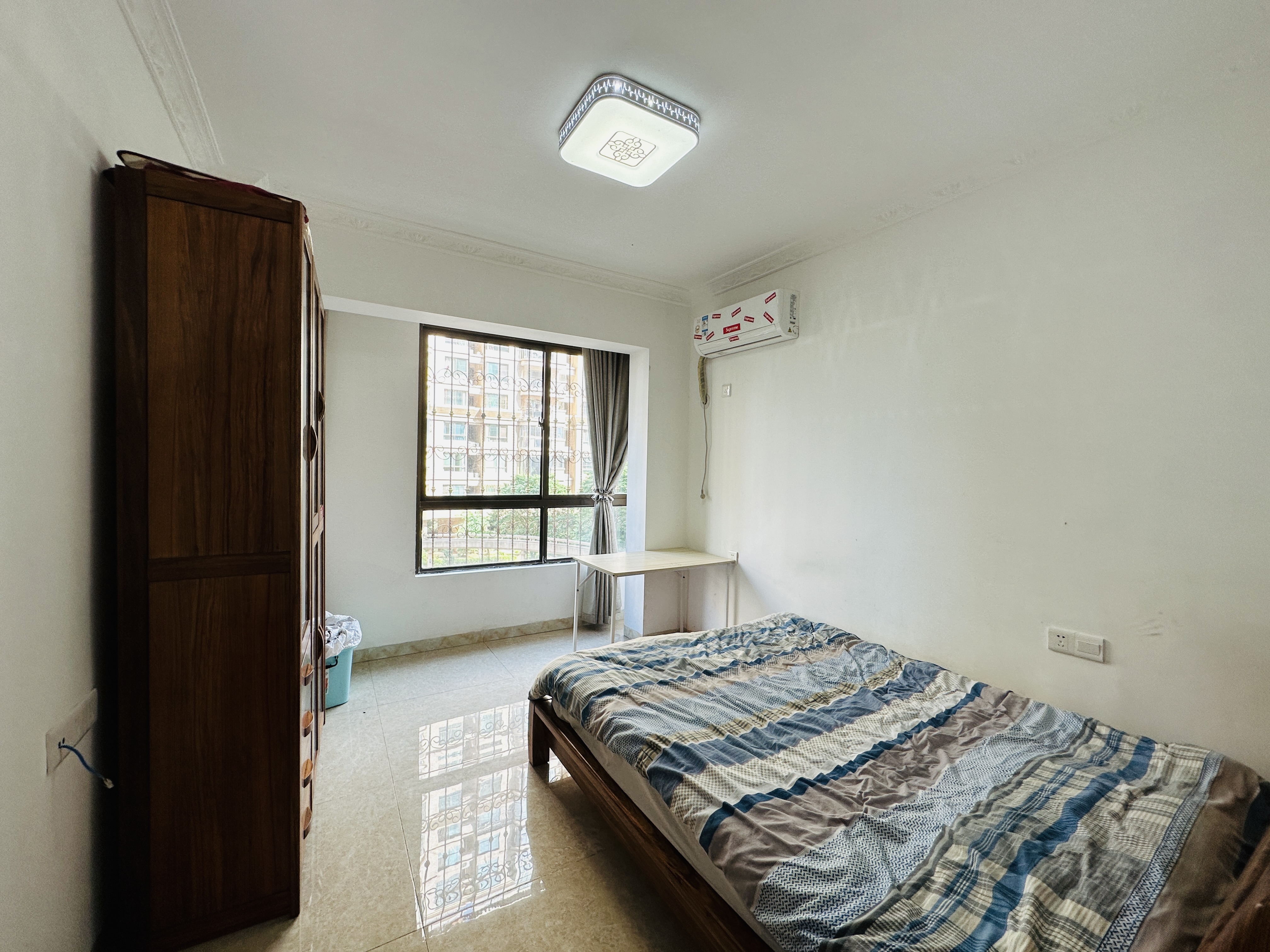 海岛国际名城 3室2厅2卫 185.0万 海岛国际名城 3室2厅2卫 185.0万卧室