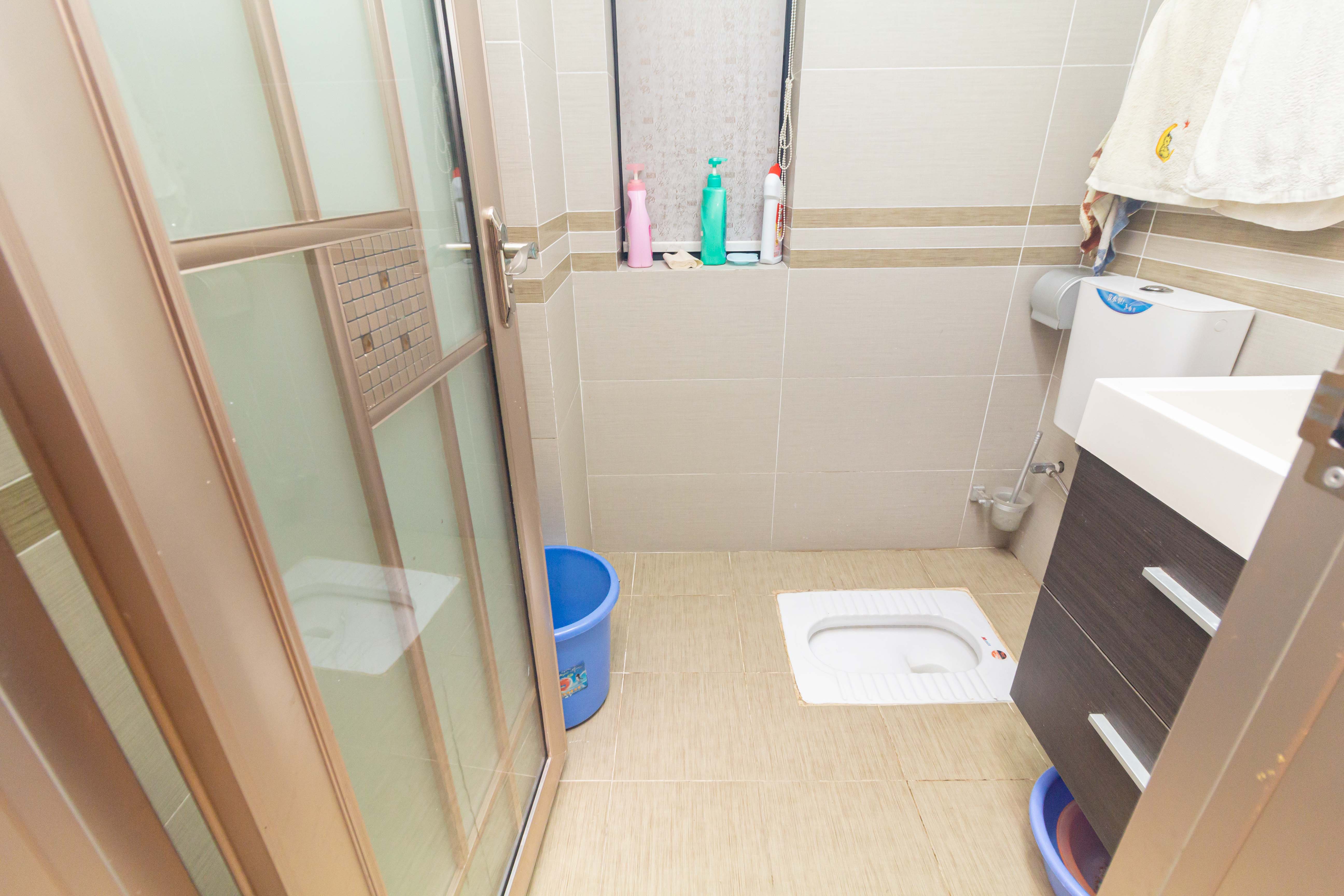 康桥长郡 4室2厅2卫 108.0万 康桥长郡 4室2厅2卫 108.0万卫生间