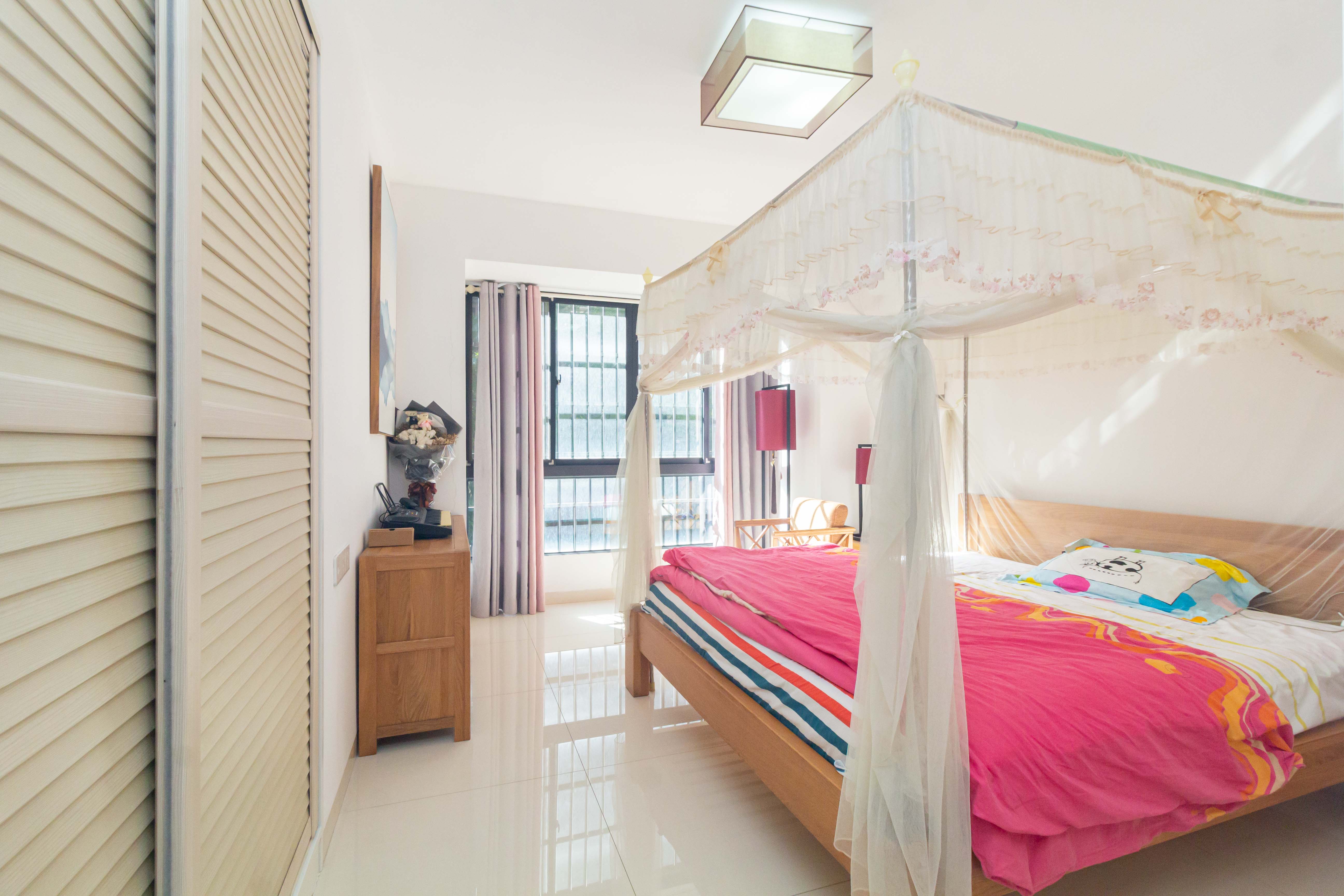 康桥长郡 4室2厅2卫 108.0万 康桥长郡 4室2厅2卫 108.0万卧室