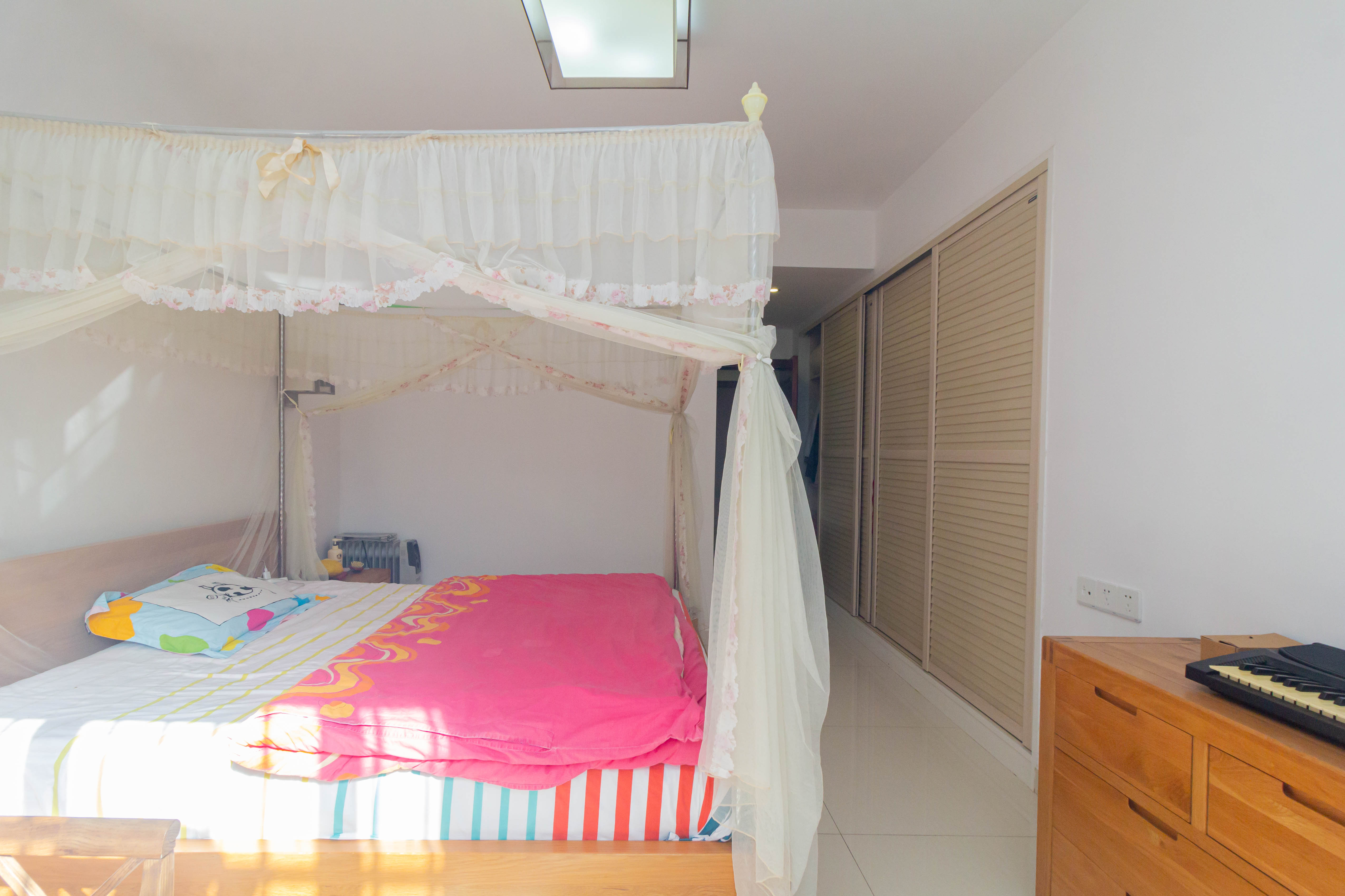 康桥长郡 4室2厅2卫 108.0万 康桥长郡 4室2厅2卫 108.0万卧室