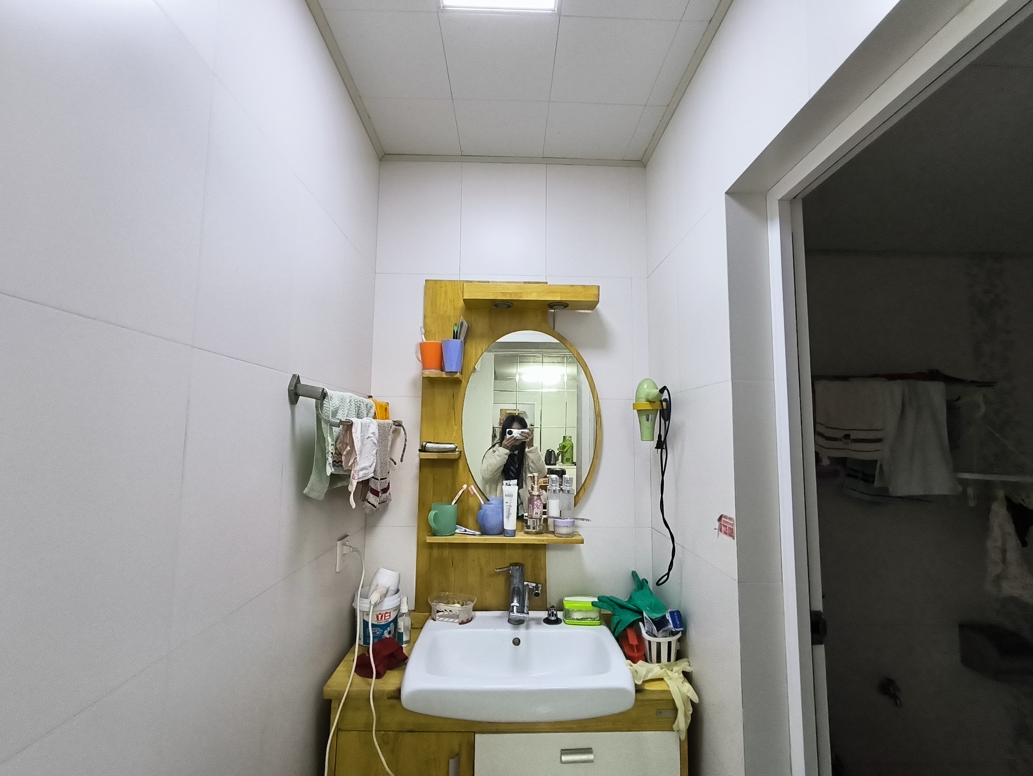 珠江丽园 4室2厅1卫 56.8万 珠江丽园 4室2厅1卫 56.8万室内图