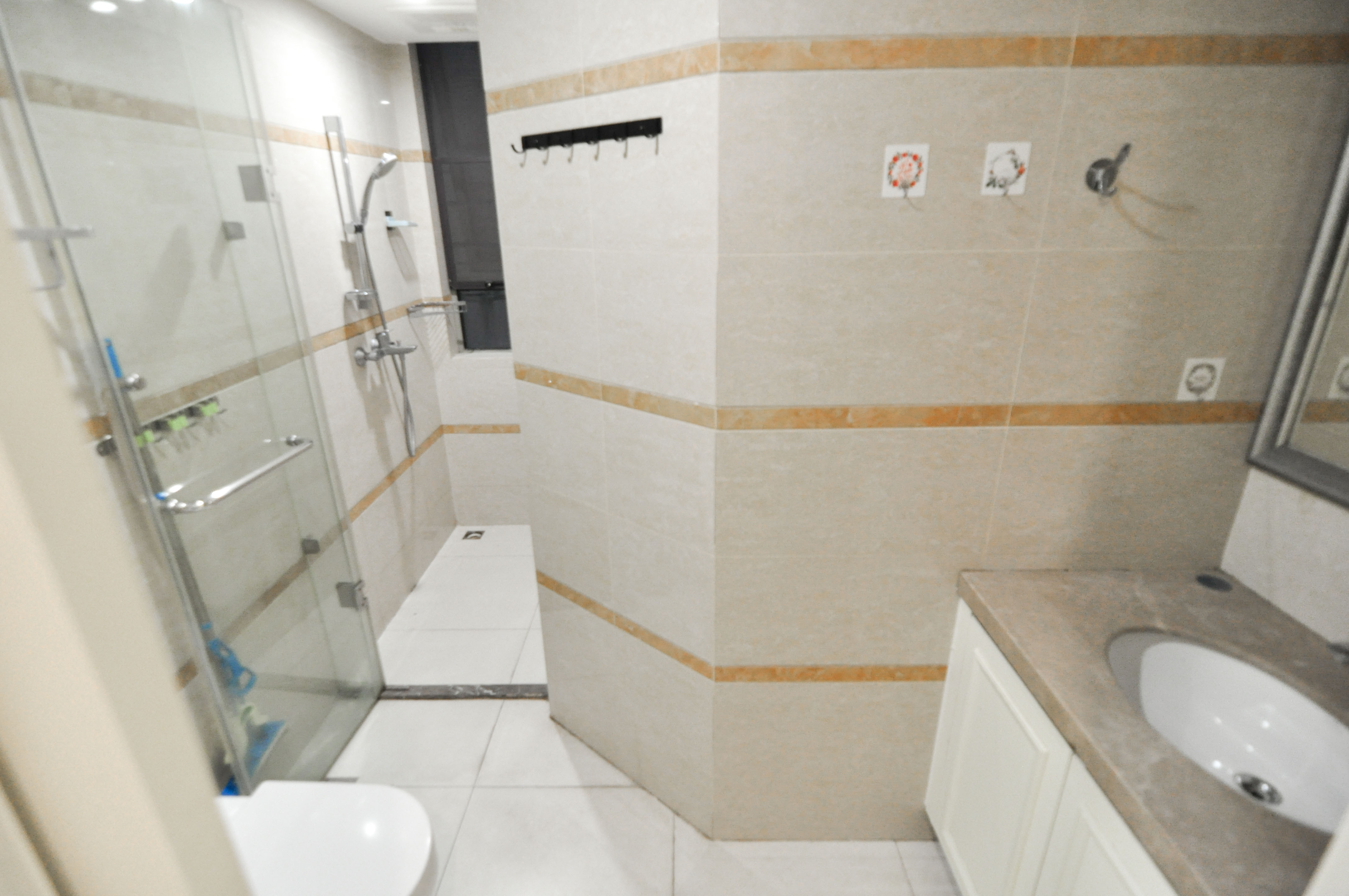 梅溪湖金茂府（金茂广场）（金茂览秀城）  3室2厅2卫    225.0万卫生间