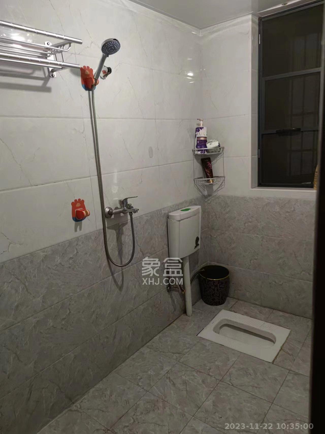 东业上城嘉苑（晟悦国际）  3室1厅1卫   2000.00元/月室内图