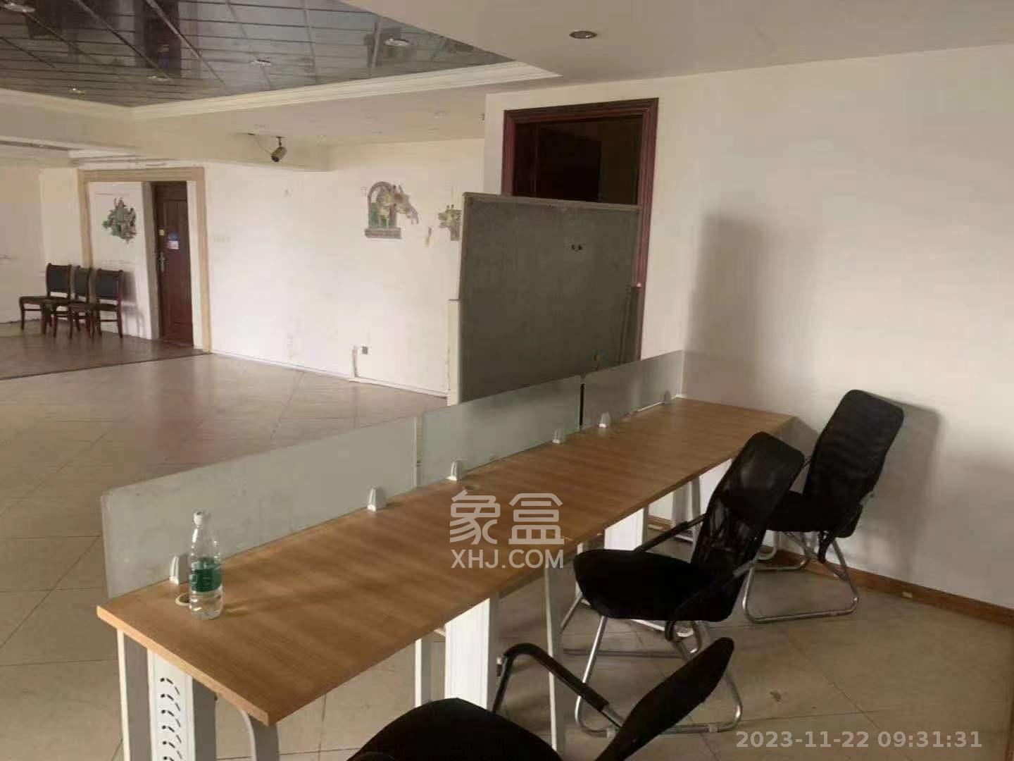 东方芙蓉  1室1厅1卫   11000.00元/月室内图