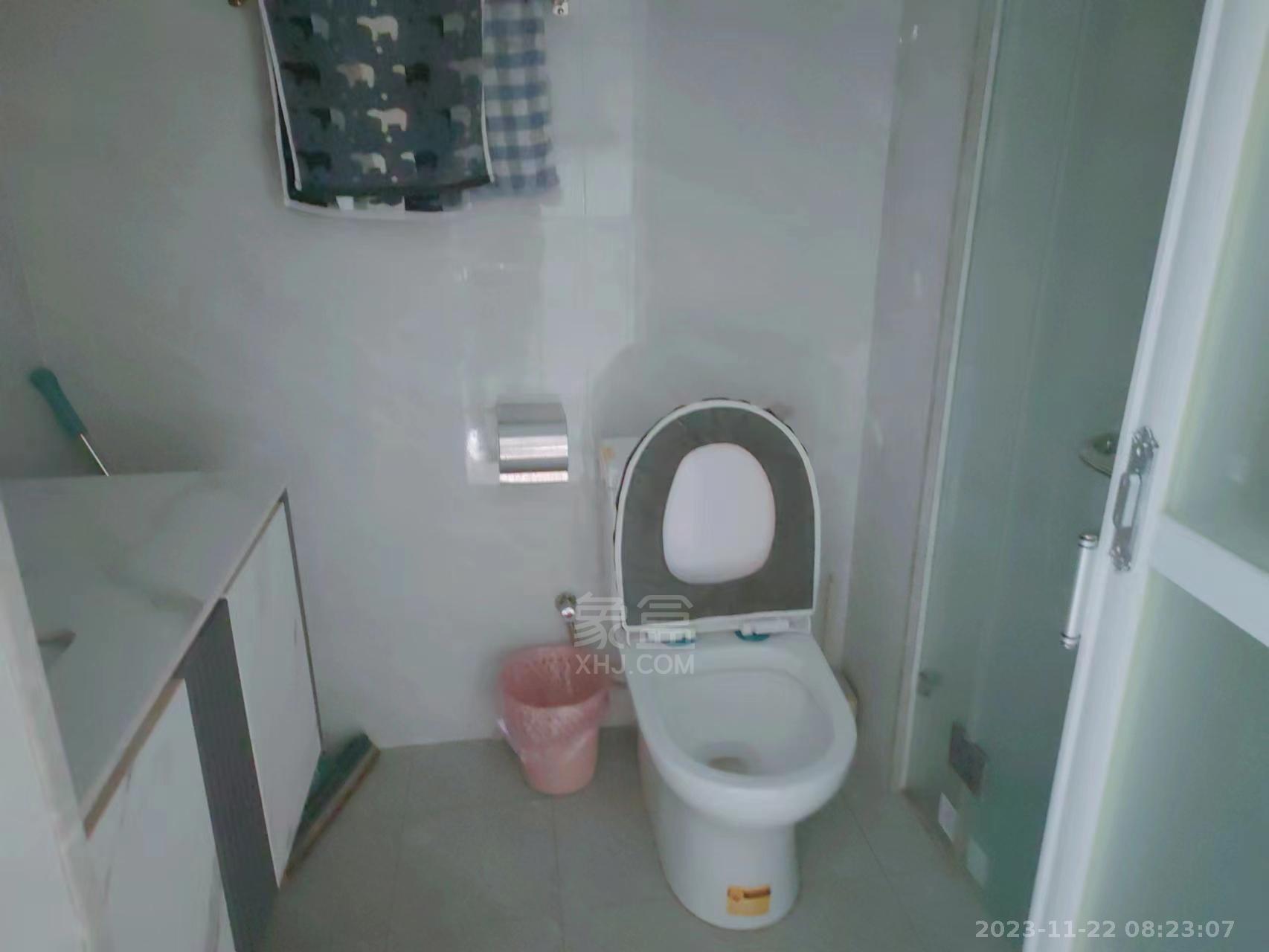 日盛大厦 1室1厅1卫 1900.00元/月 日盛大厦 1室1厅1卫 1900.00元/月室内图