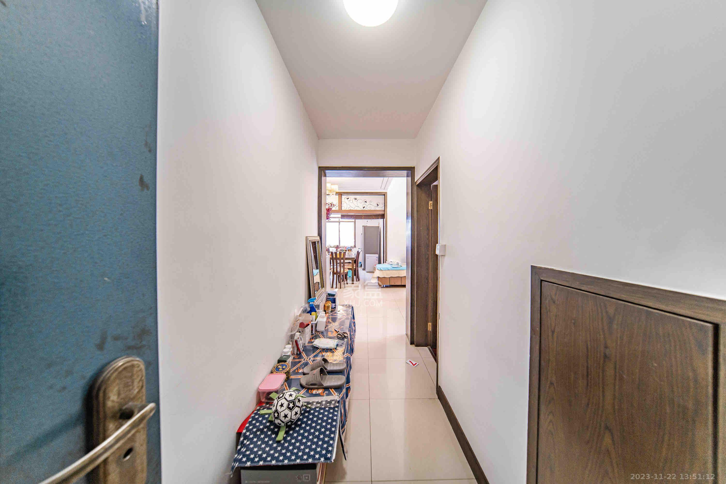 麓山南路立新村001号（粮食局）  3室2厅2卫   4000.00元/月室内图