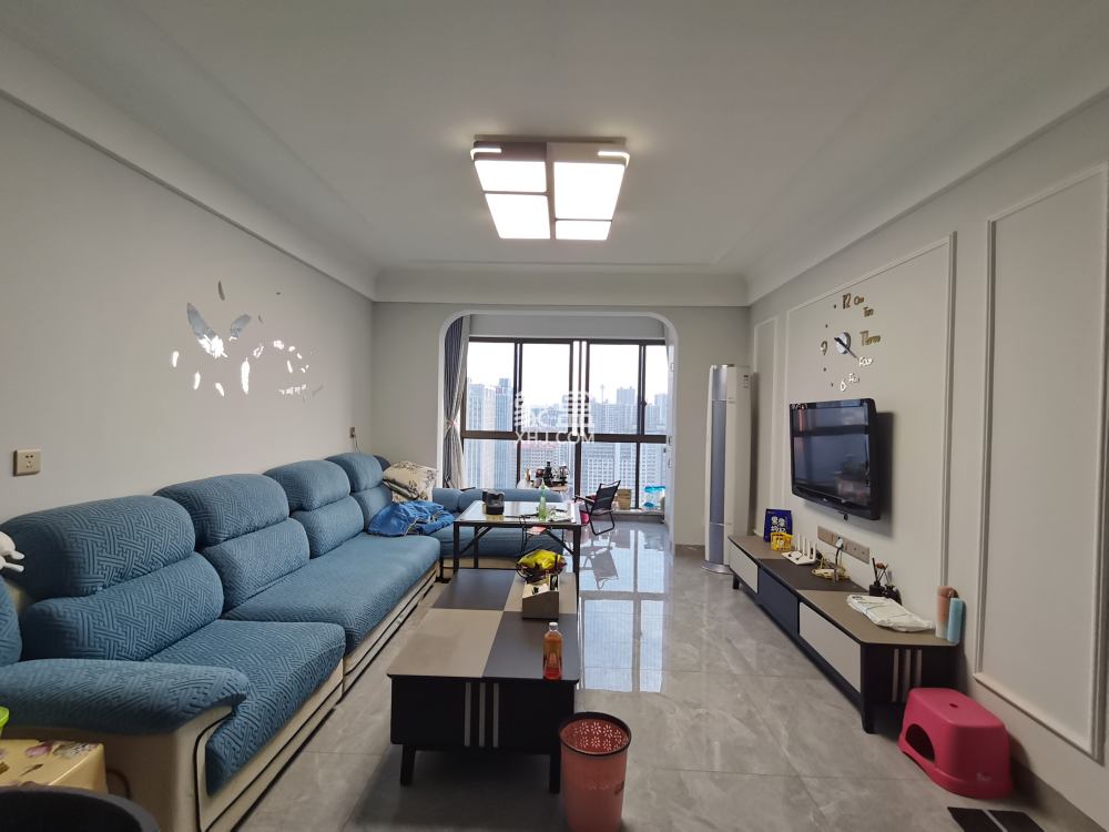 滨江花园  2室2厅1卫    52.8万