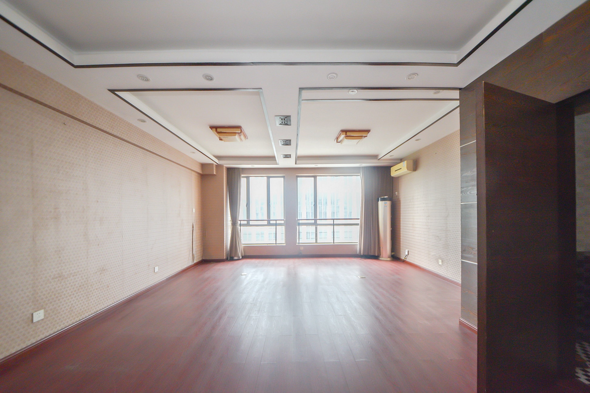 建鸿达华都（华都小户型及大华写字楼）  2室1厅1卫    66.0万卧室