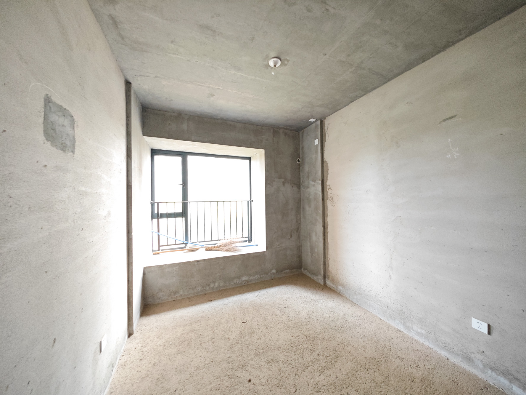 中建嘉和城  3室2厅2卫   147.60万卧室