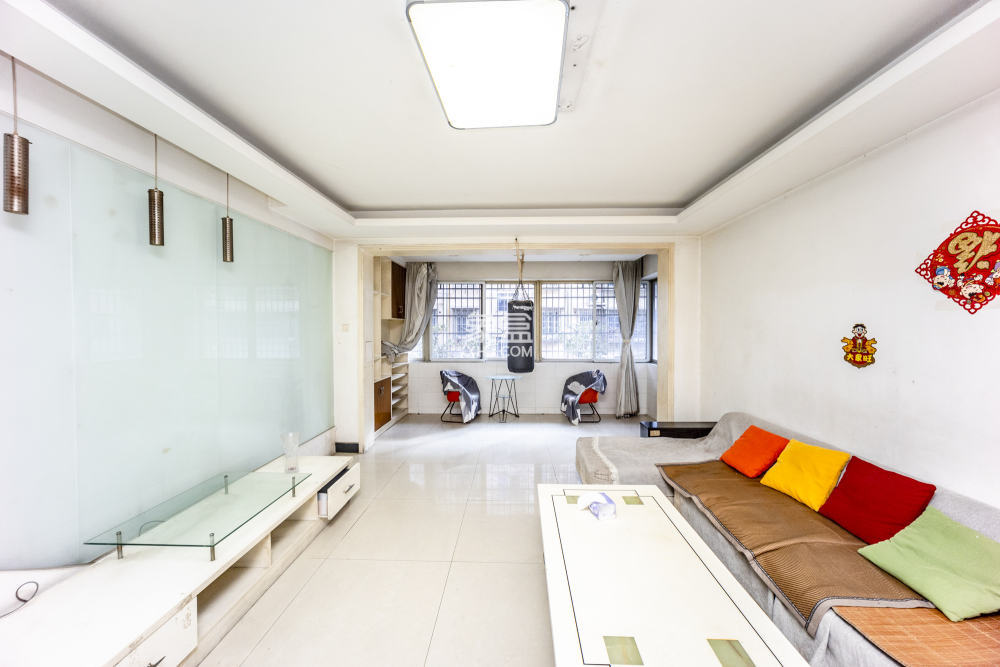 翡翠林居  3室2厅2卫    88.0万