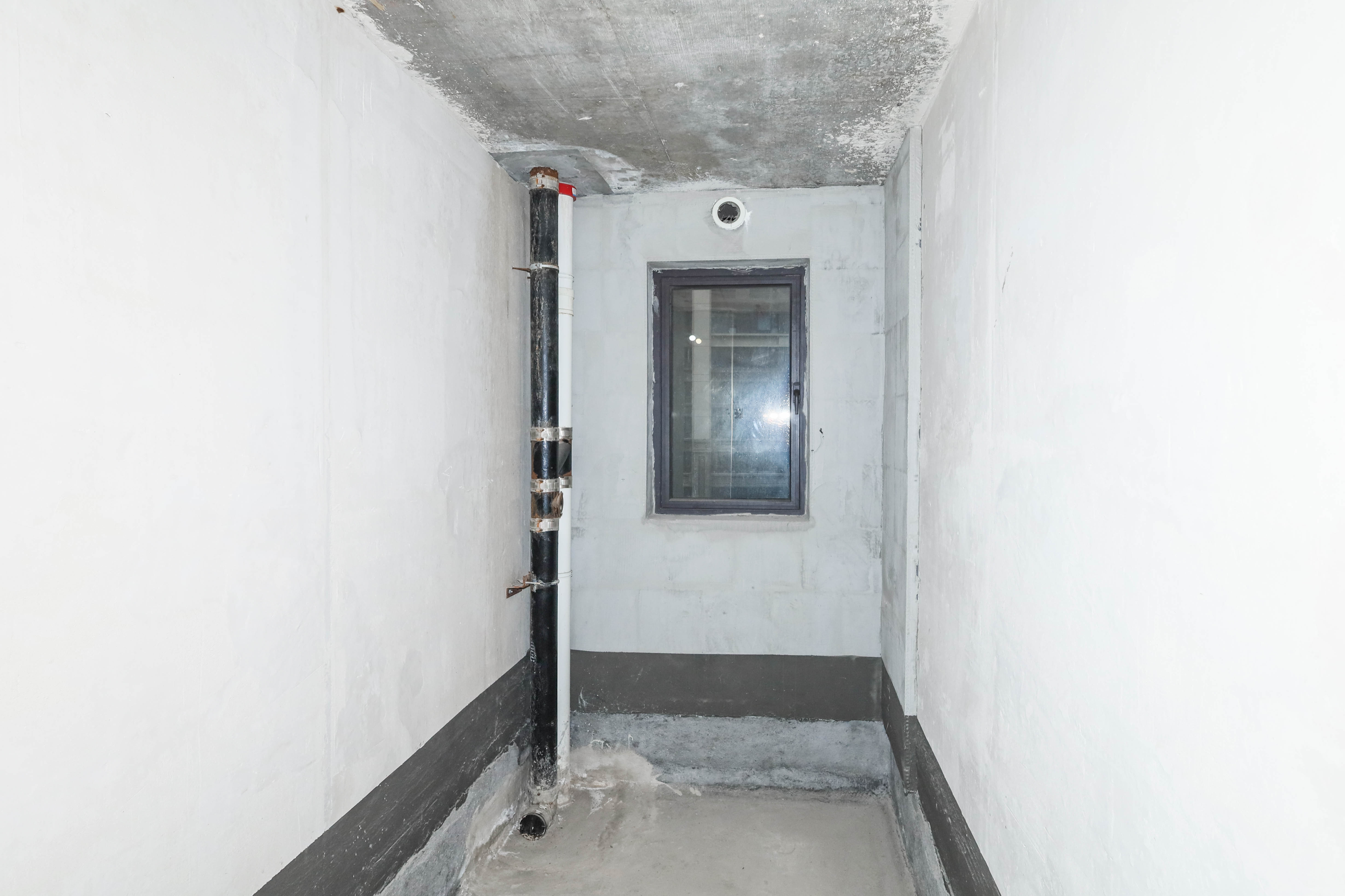 建发央著  4室2厅2卫   278.00万卫生间
