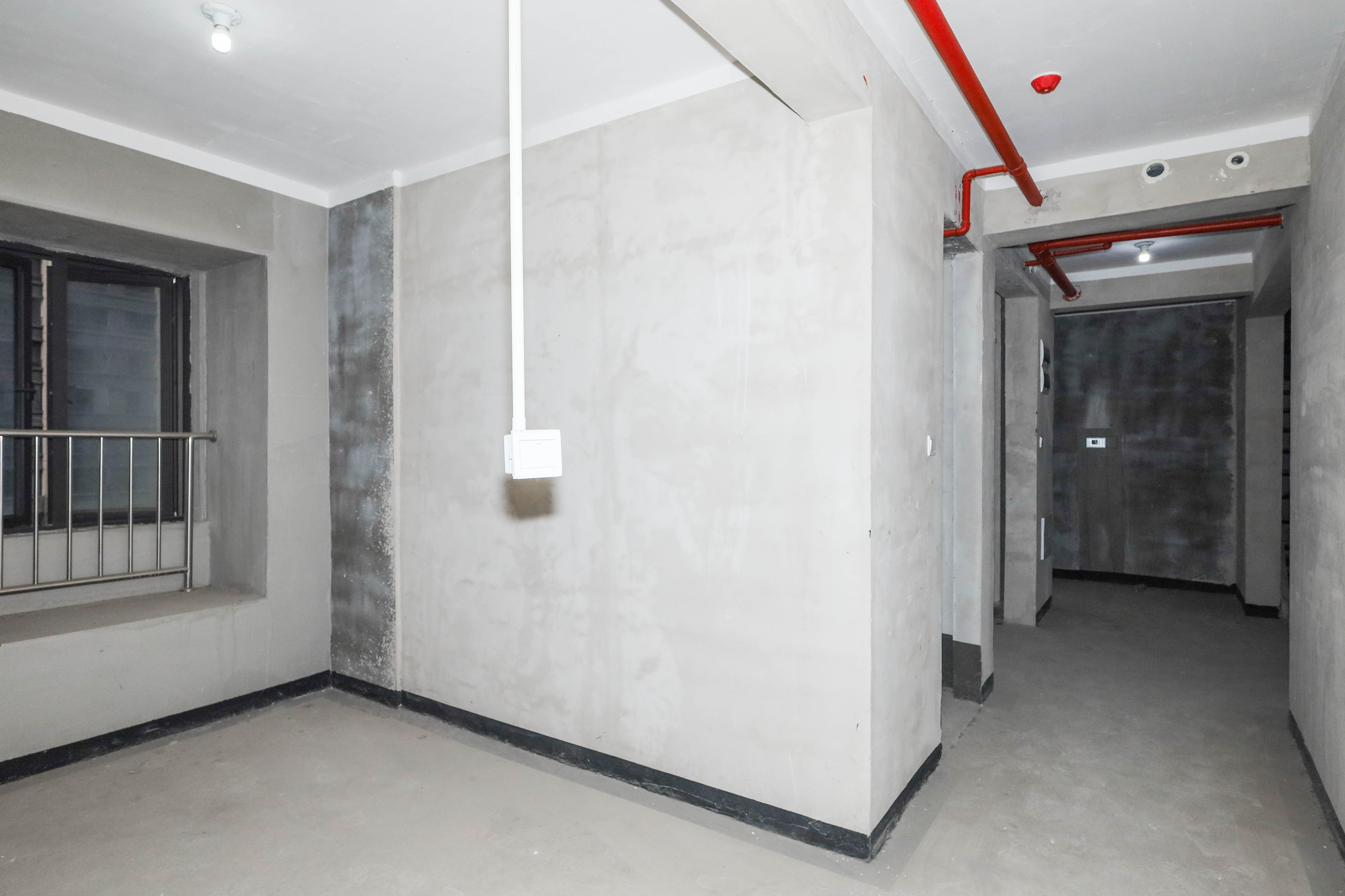 建发央著  4室2厅2卫   278.00万卧室