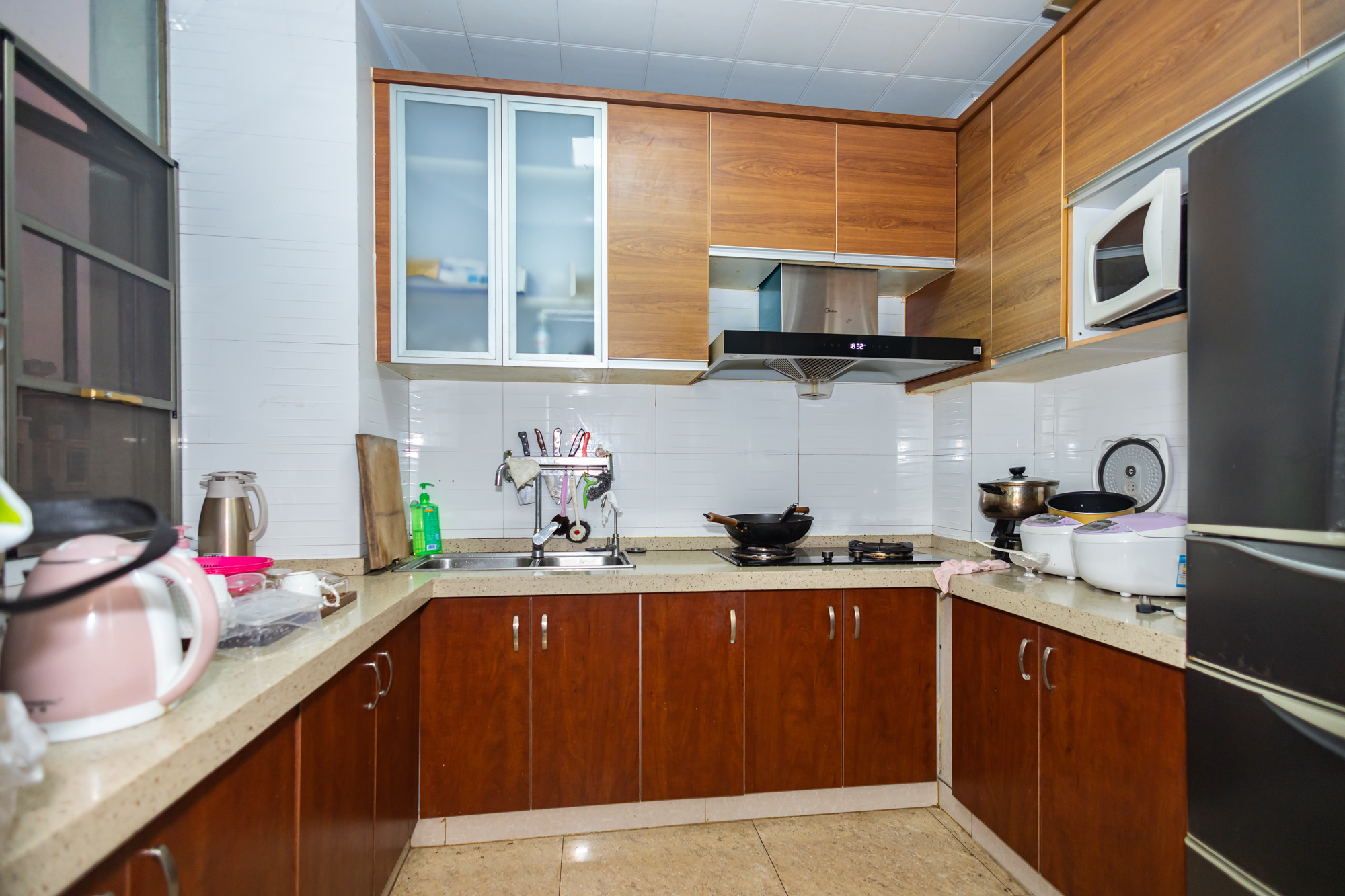 碧桂园威尼斯城 5室2厅1卫 92.0万 碧桂园威尼斯城 5室2厅1卫 92.0万厨房