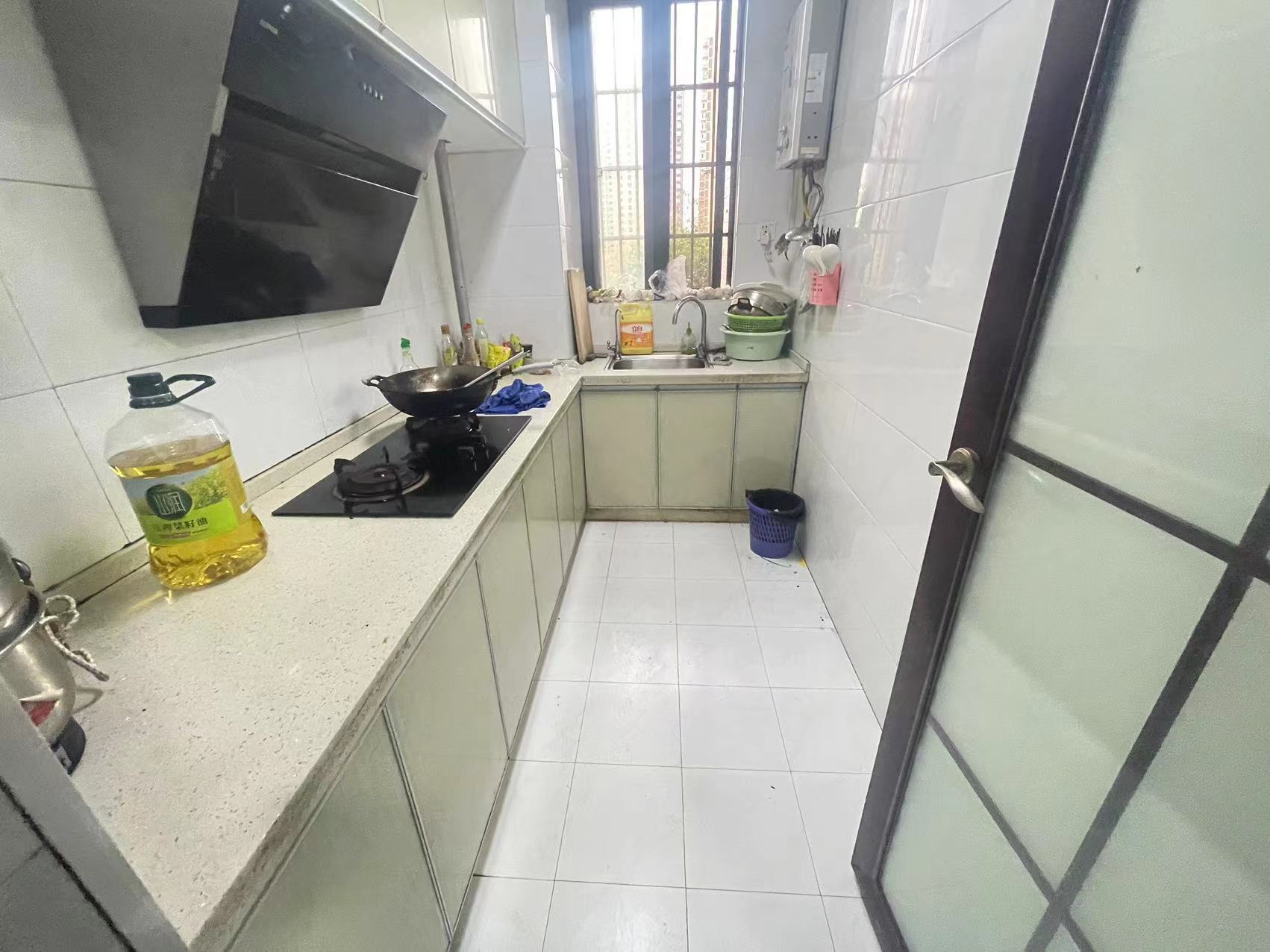 荷塘观邸 3室2厅2卫 56.8万 荷塘观邸 3室2厅2卫 56.8万室内图